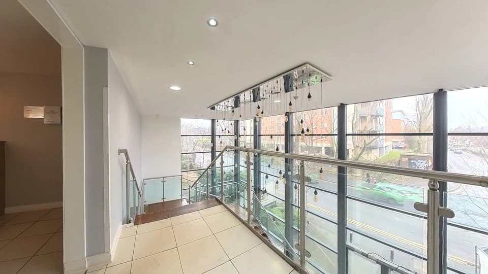 property photo 11 of 12