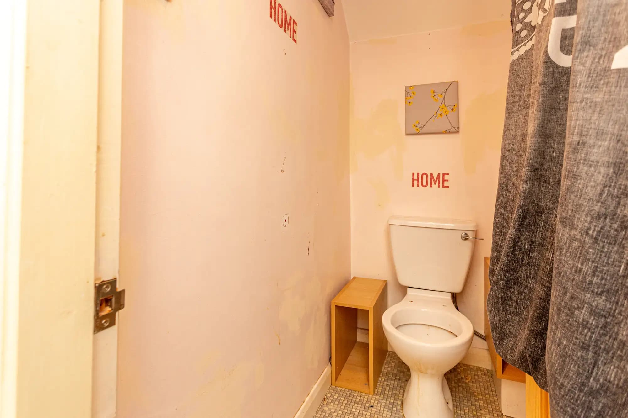 property photo 10 of 16