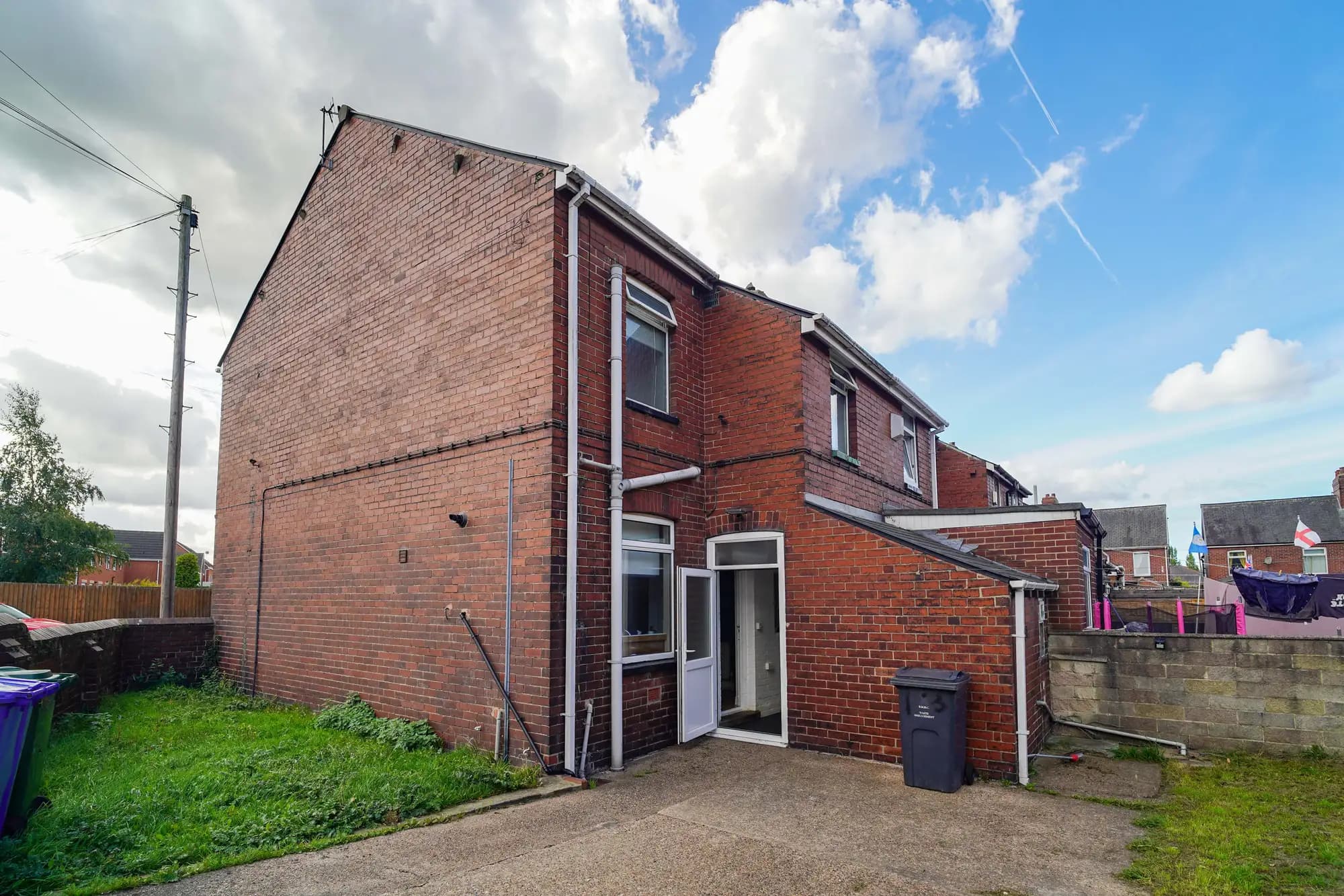 property photo 27 of 28