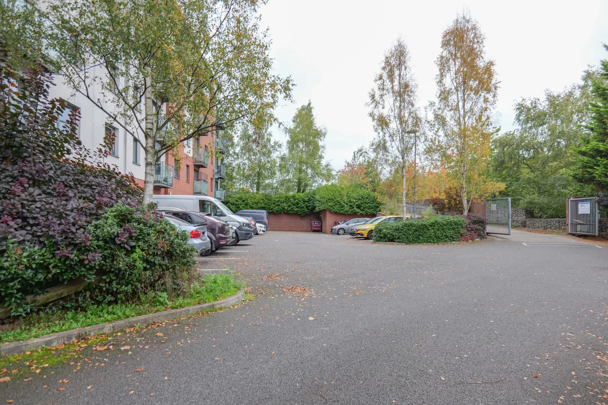 property photo 26 of 28