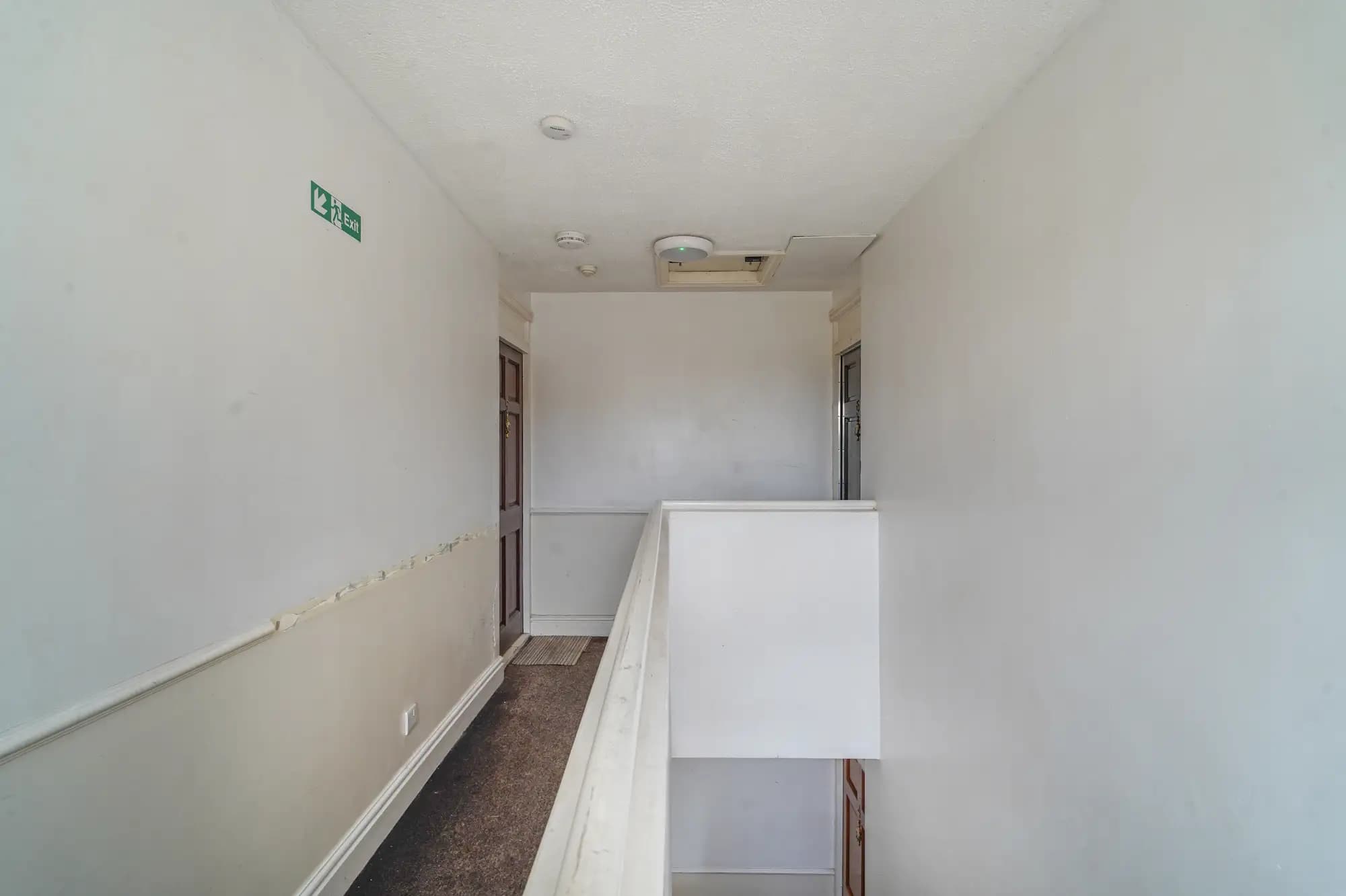property photo 8 of 13