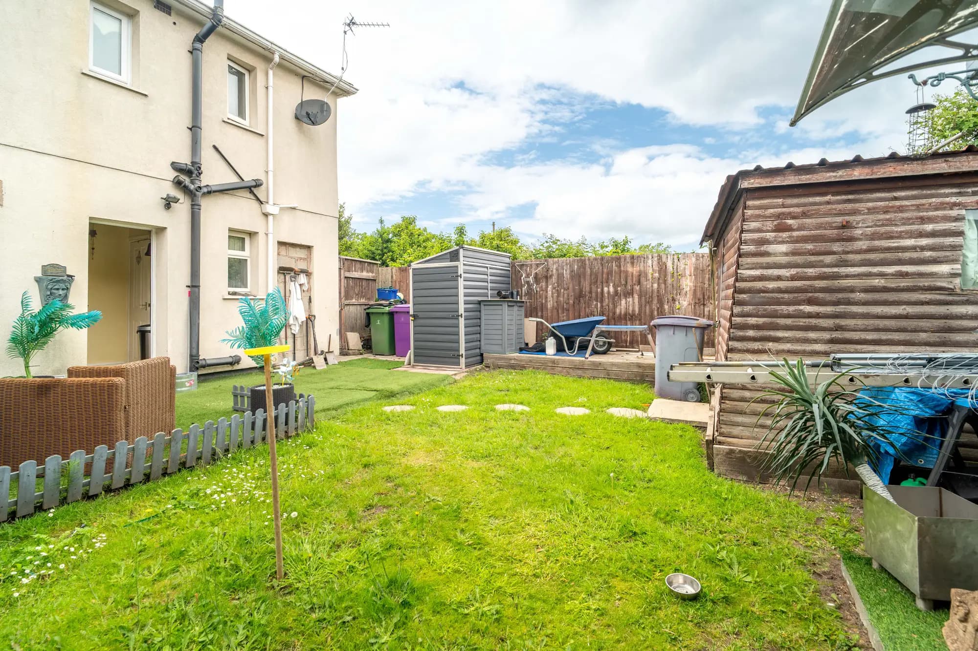 property photo 26 of 32