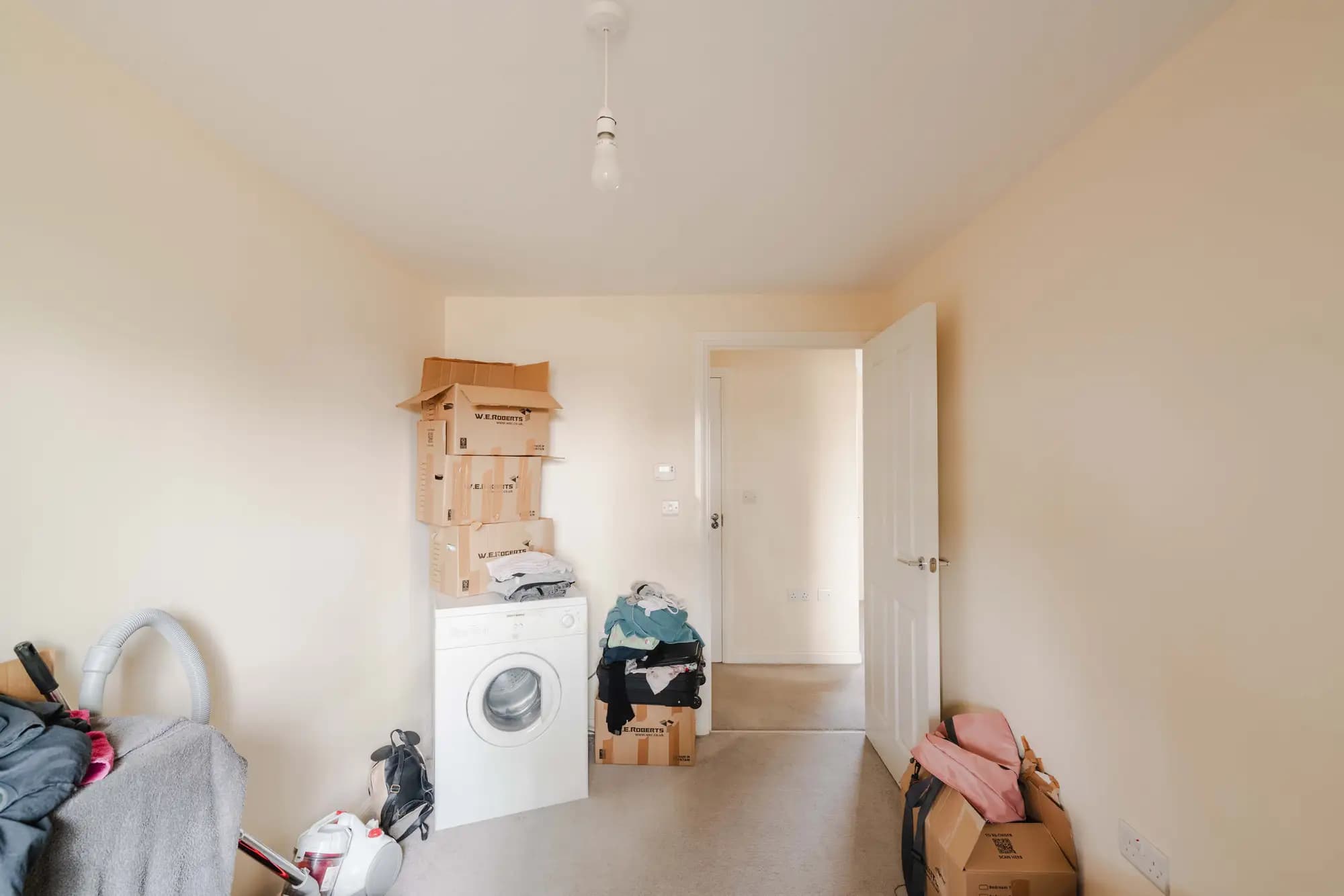 property photo 8 of 13