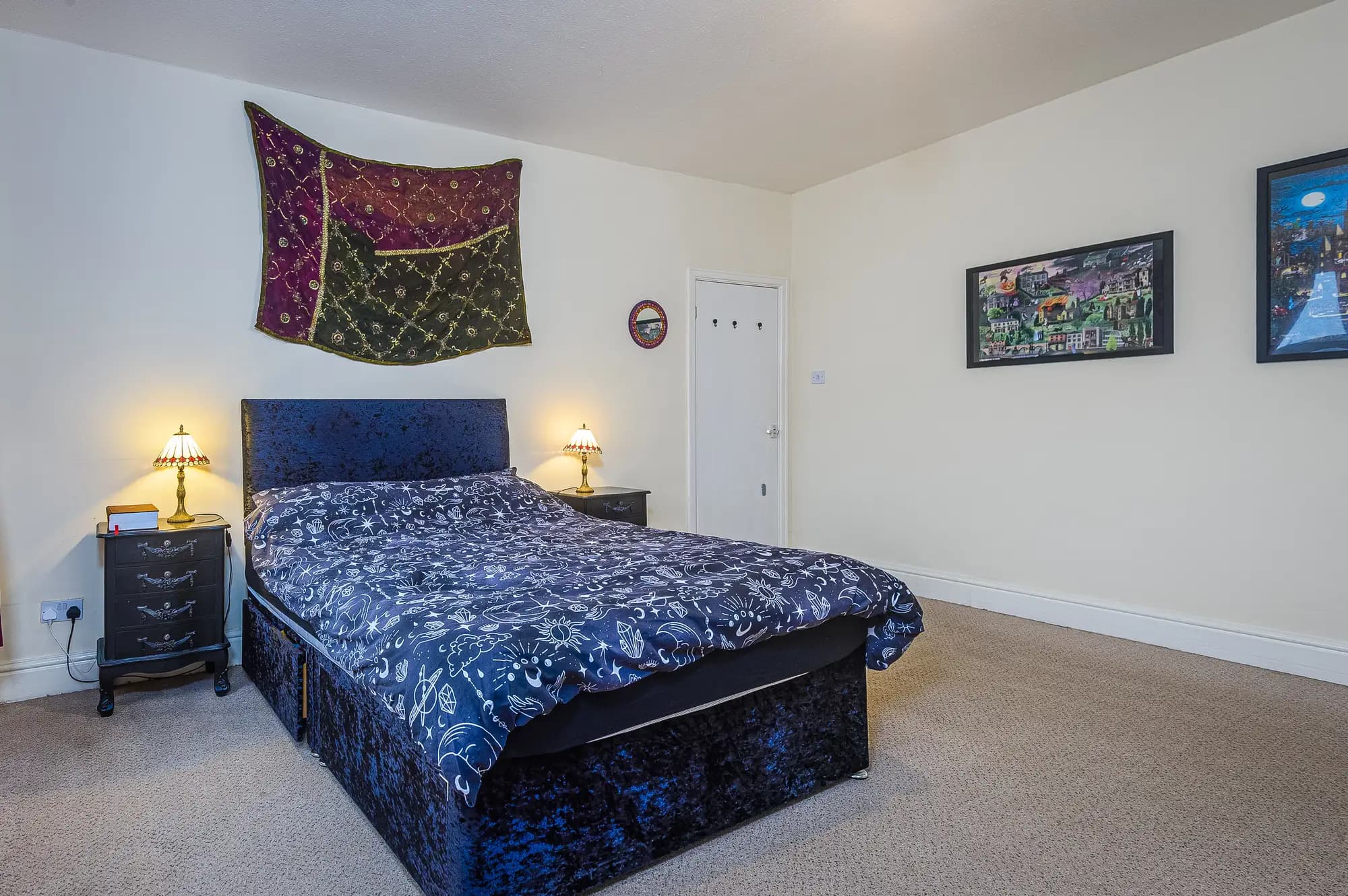 property photo 9 of 13