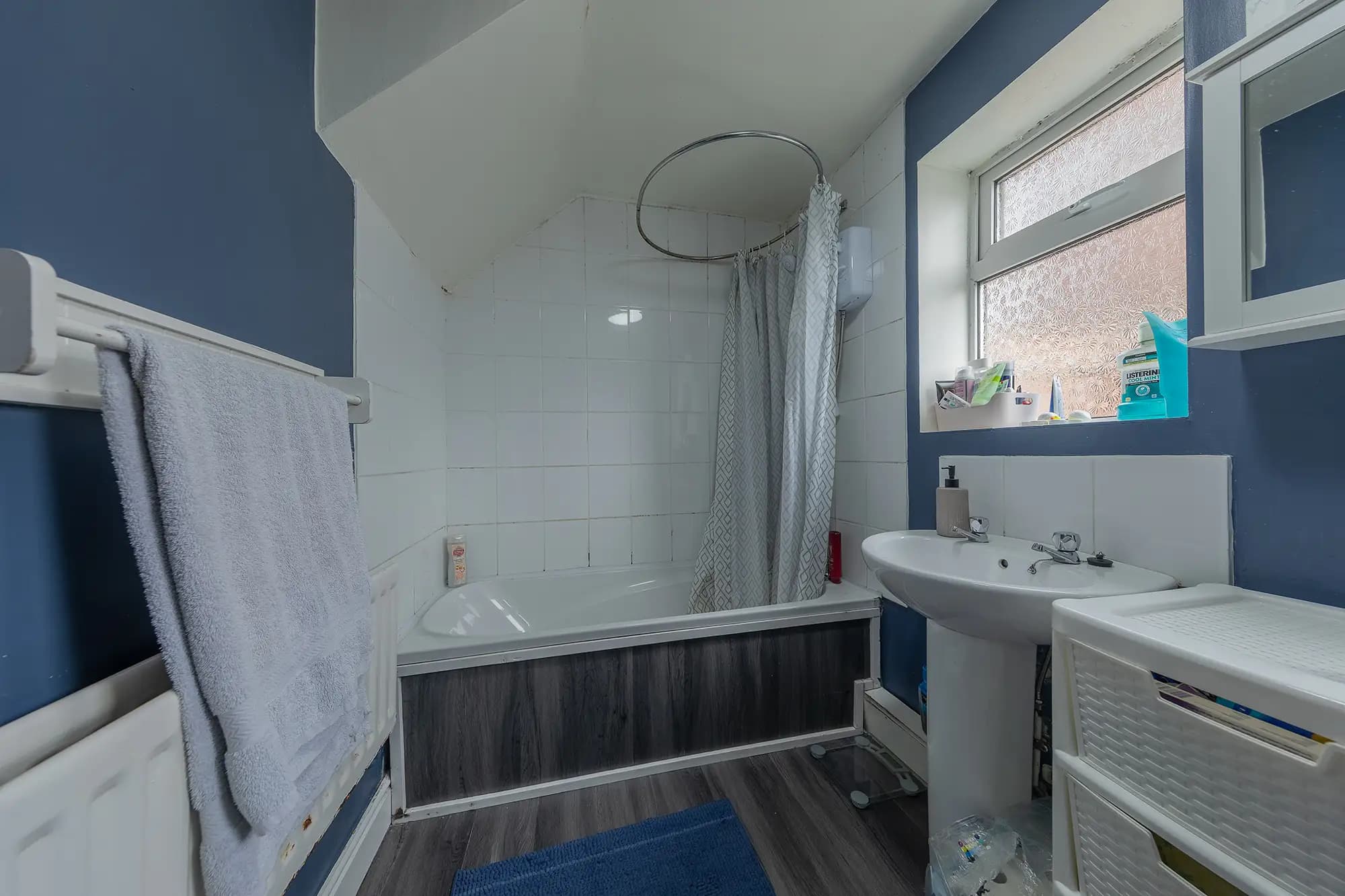 property photo 9 of 19