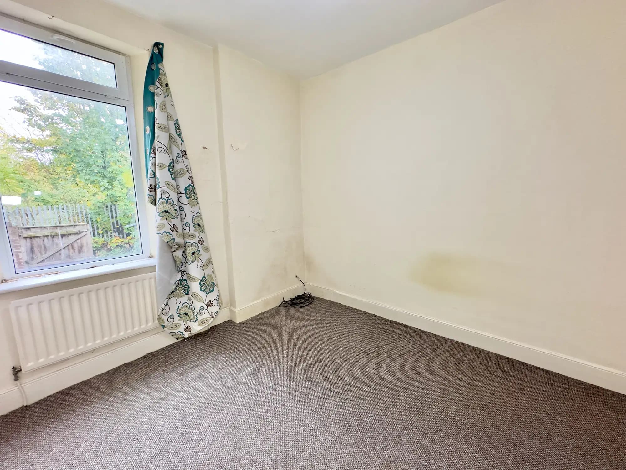 property photo 25 of 30