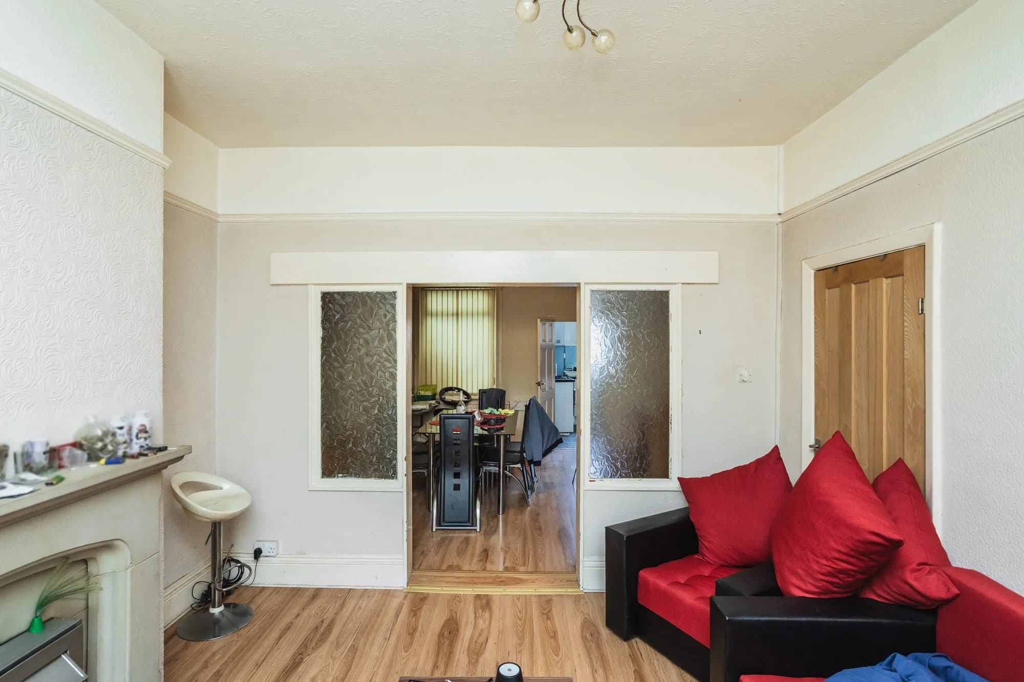 property photo 4 of 18