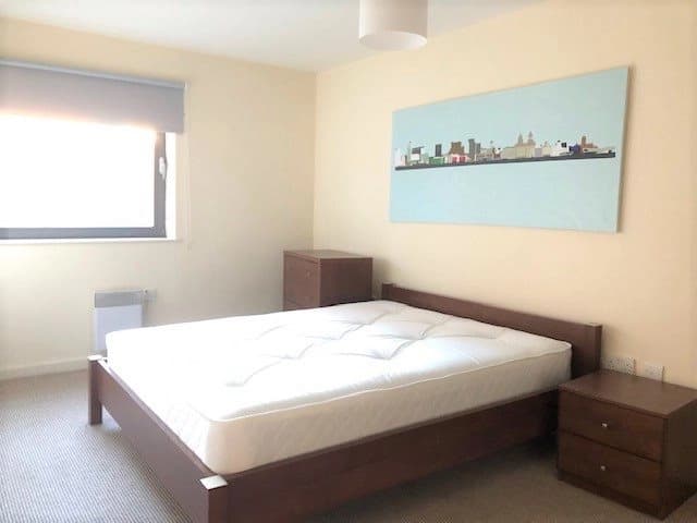 property photo 5 of 6