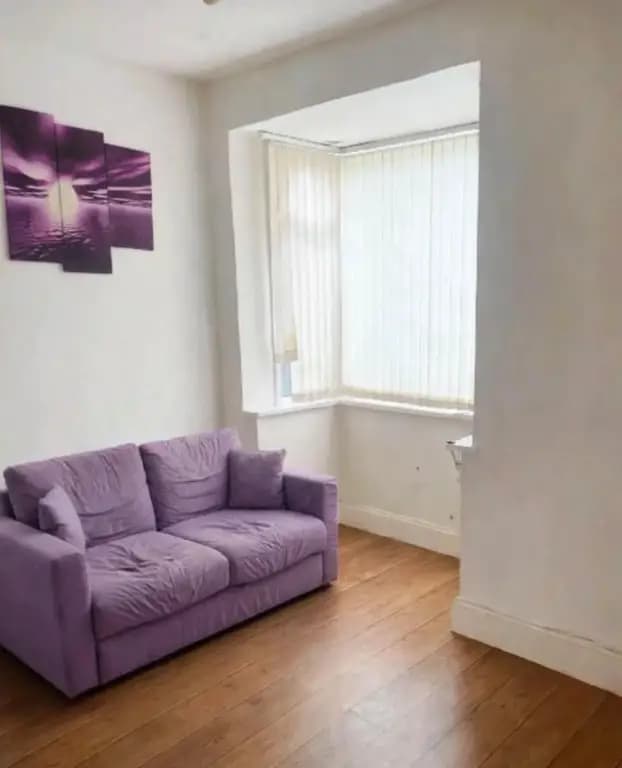 property photo 12 of 17