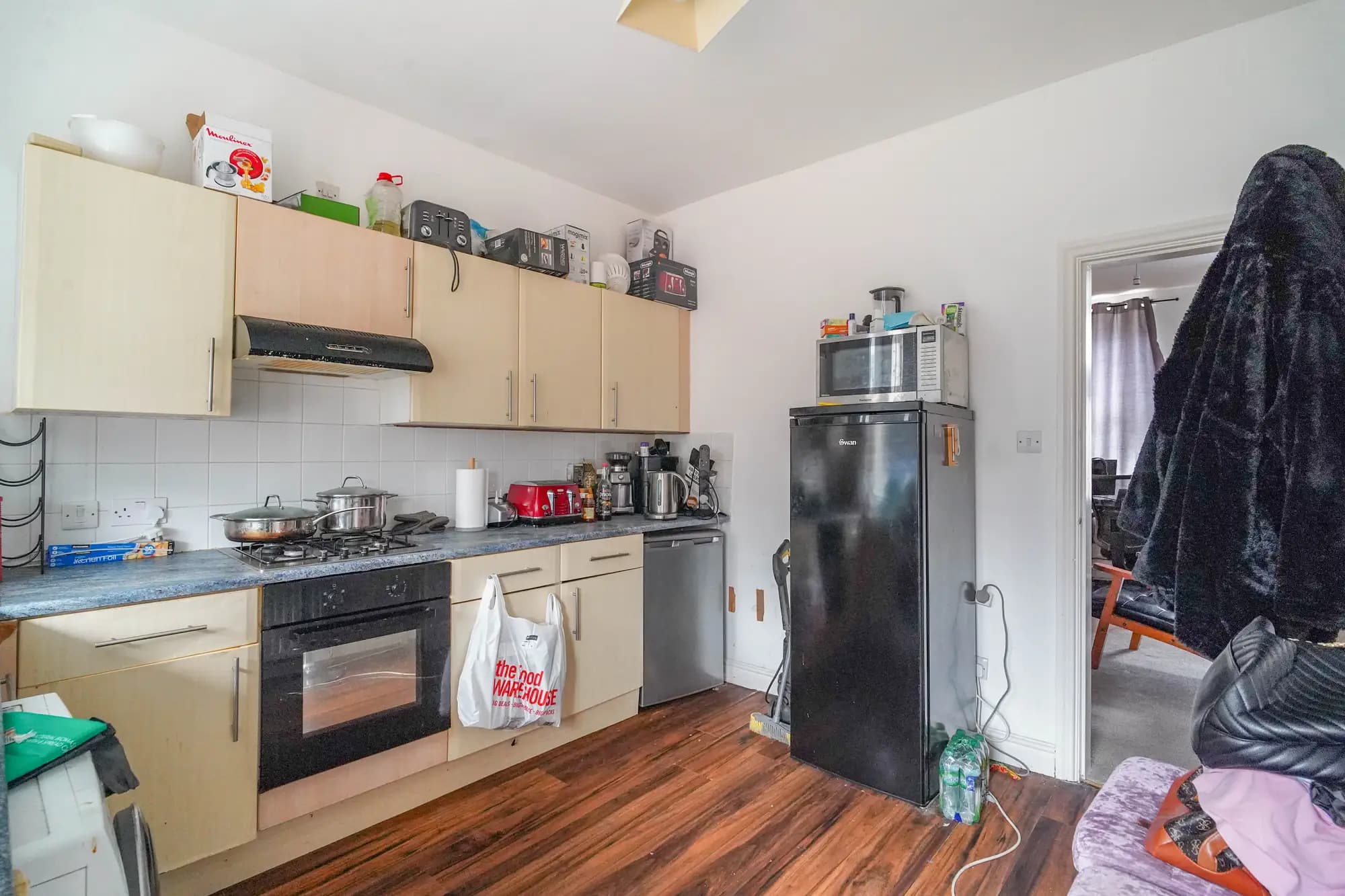 property photo 4 of 15