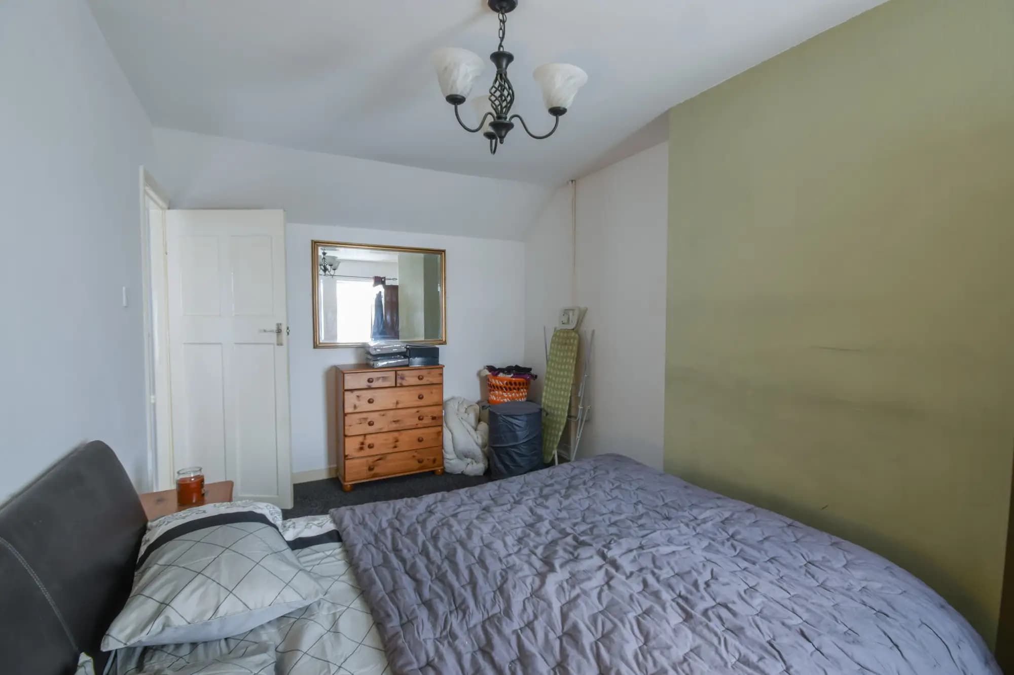 property photo 11 of 16