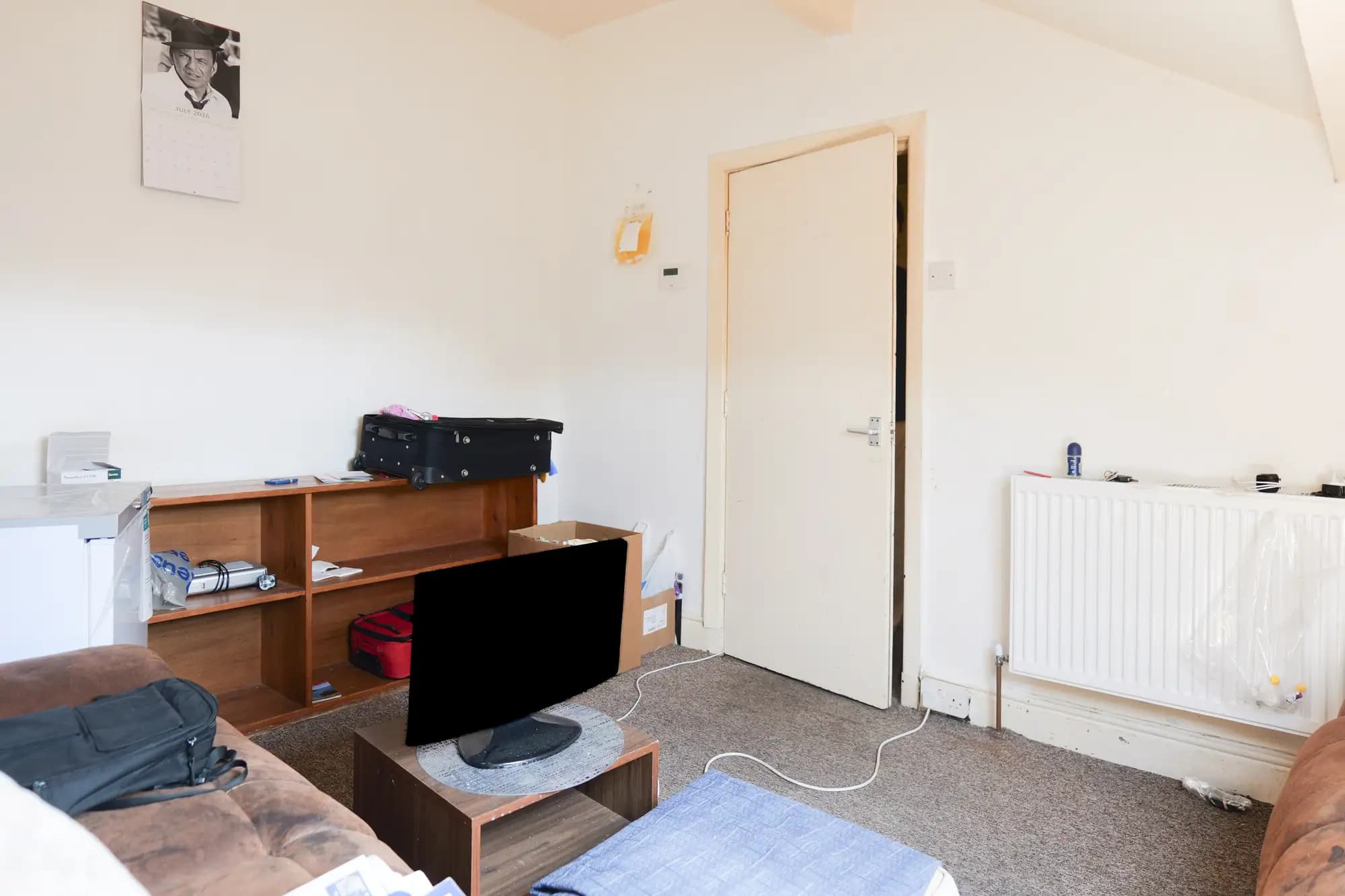 property photo 5 of 18