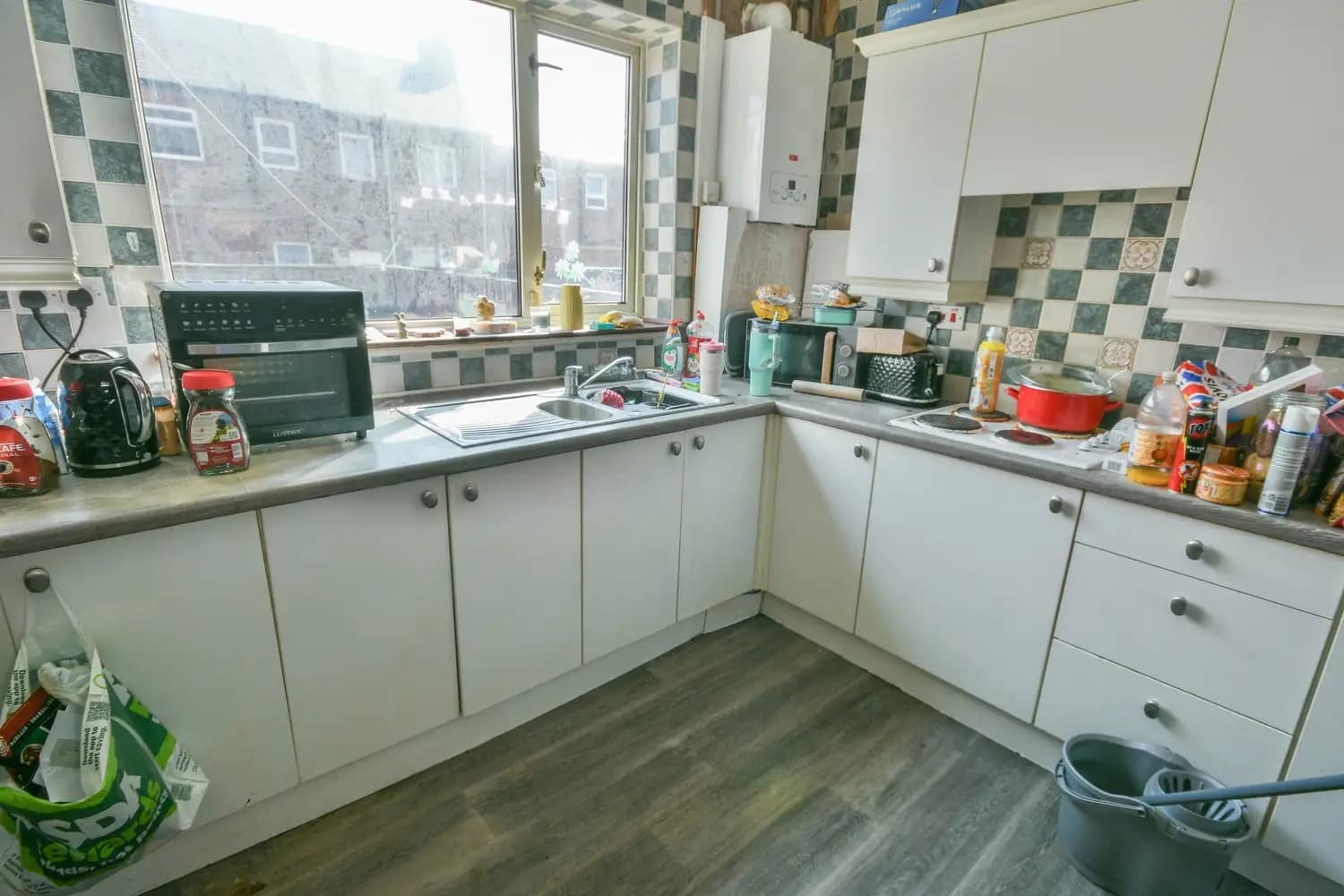 property photo 6 of 23