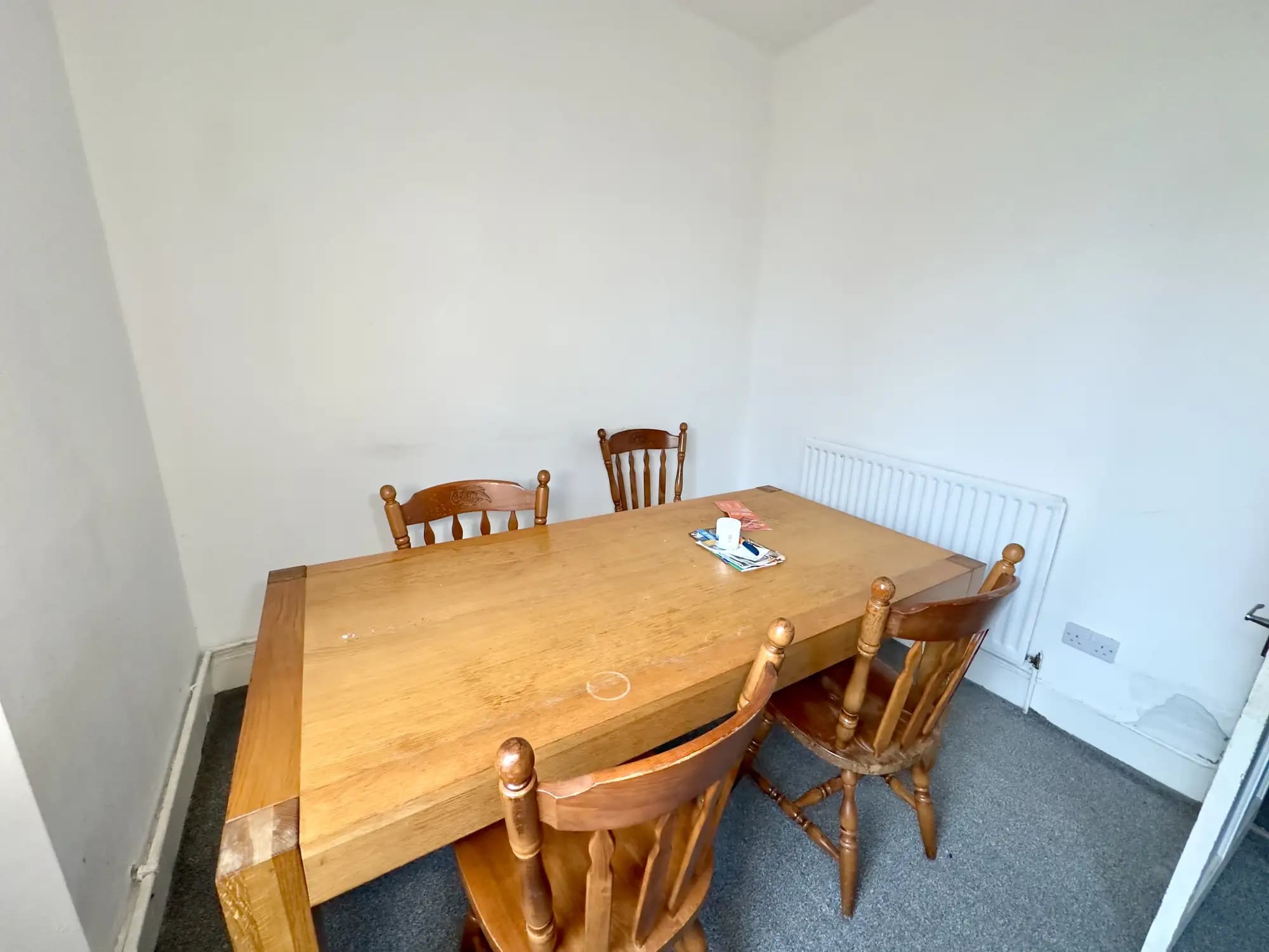 property photo 6 of 30