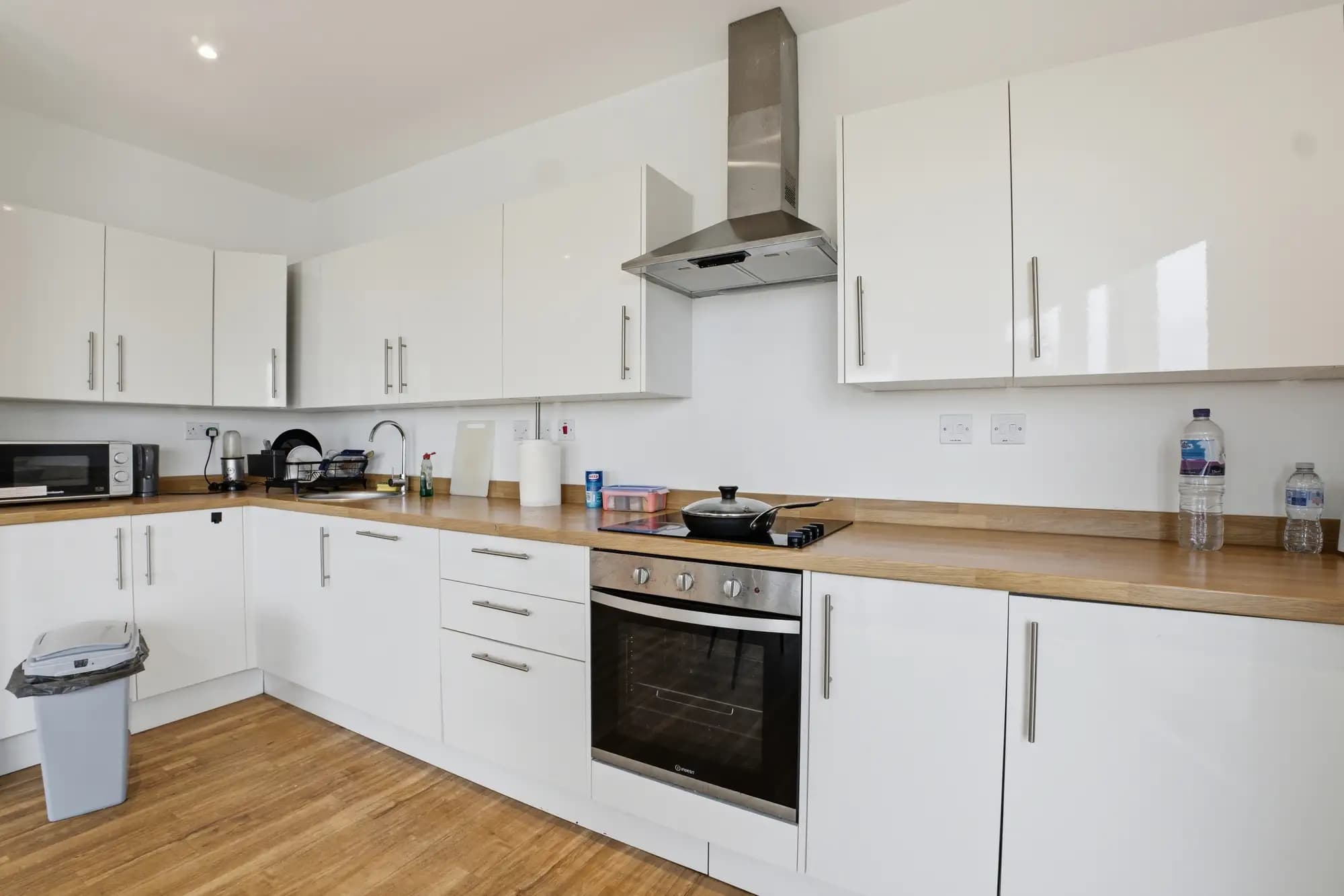 property photo 4 of 13