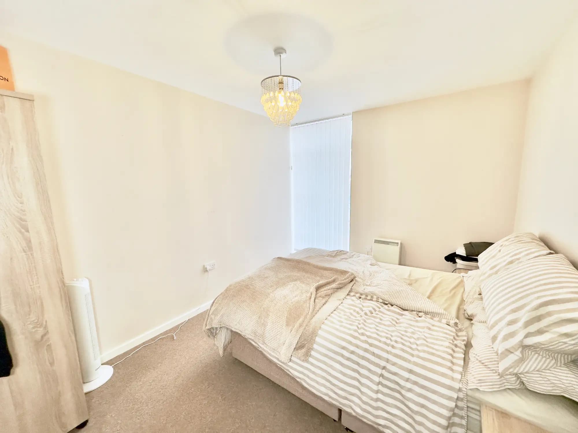 property photo 10 of 17