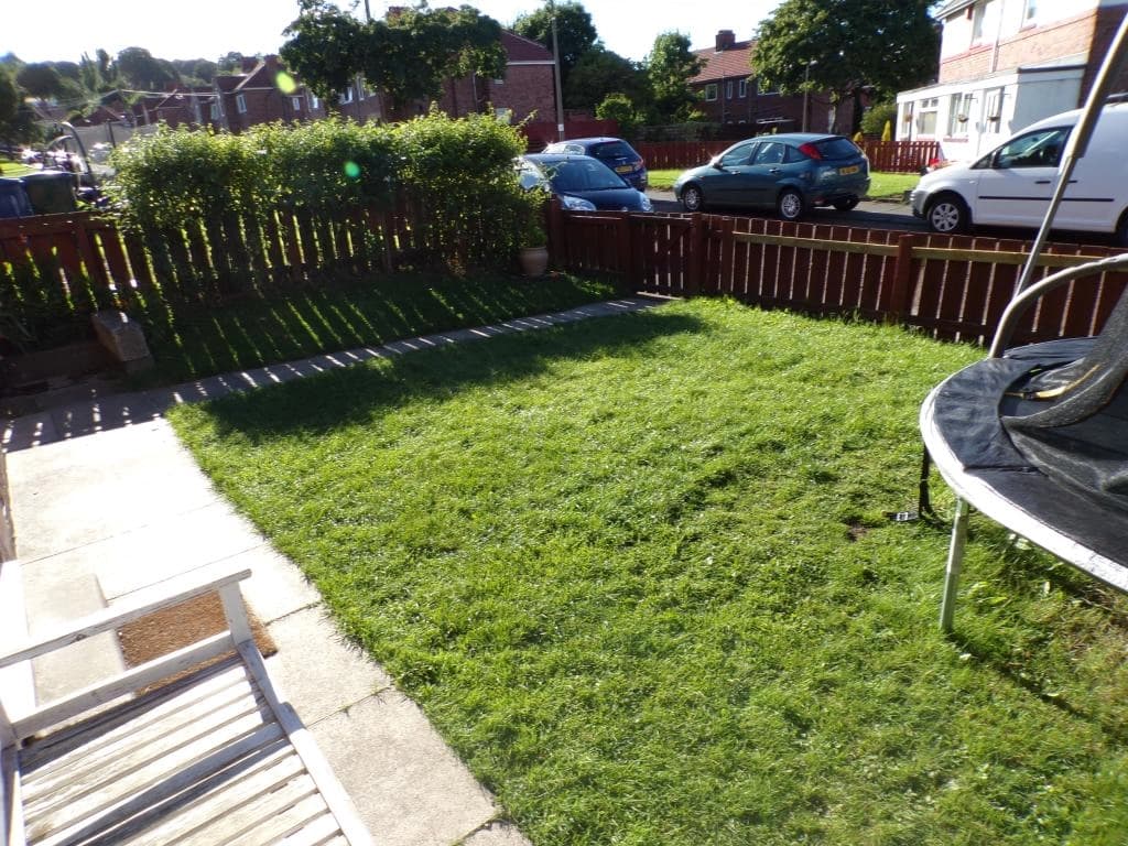 property photo 4 of 5