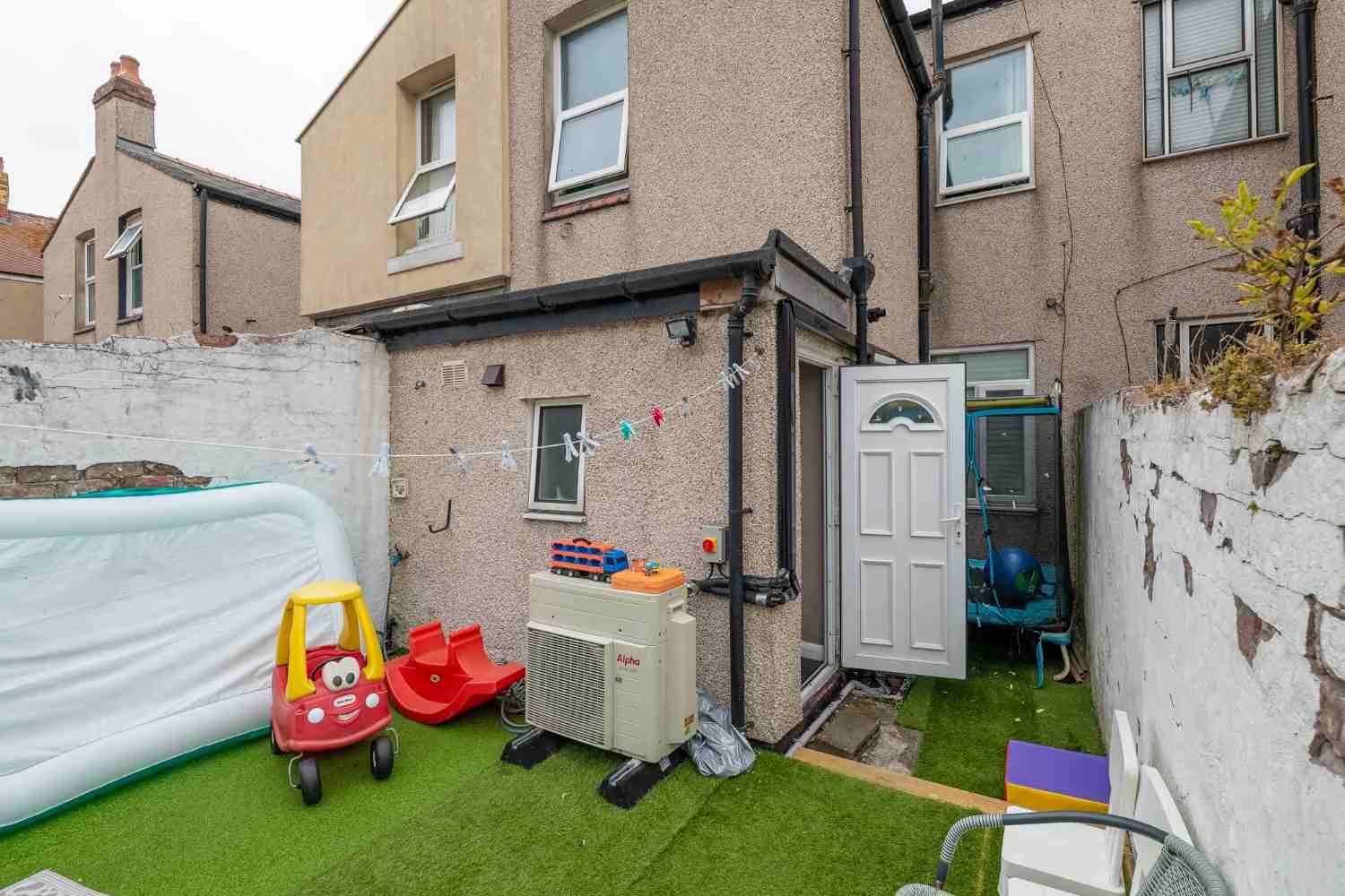 property photo 21 of 22