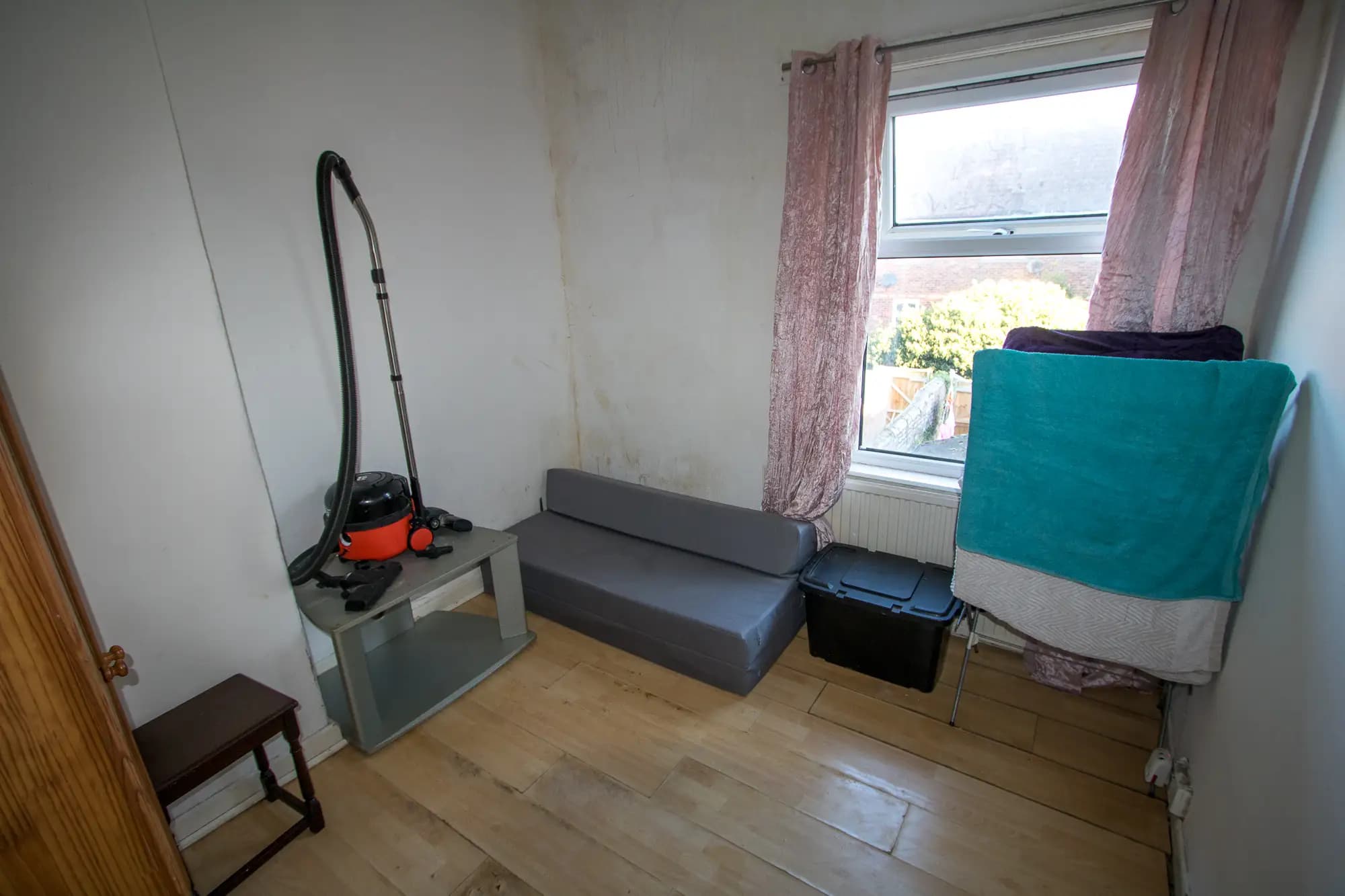 property photo 9 of 15