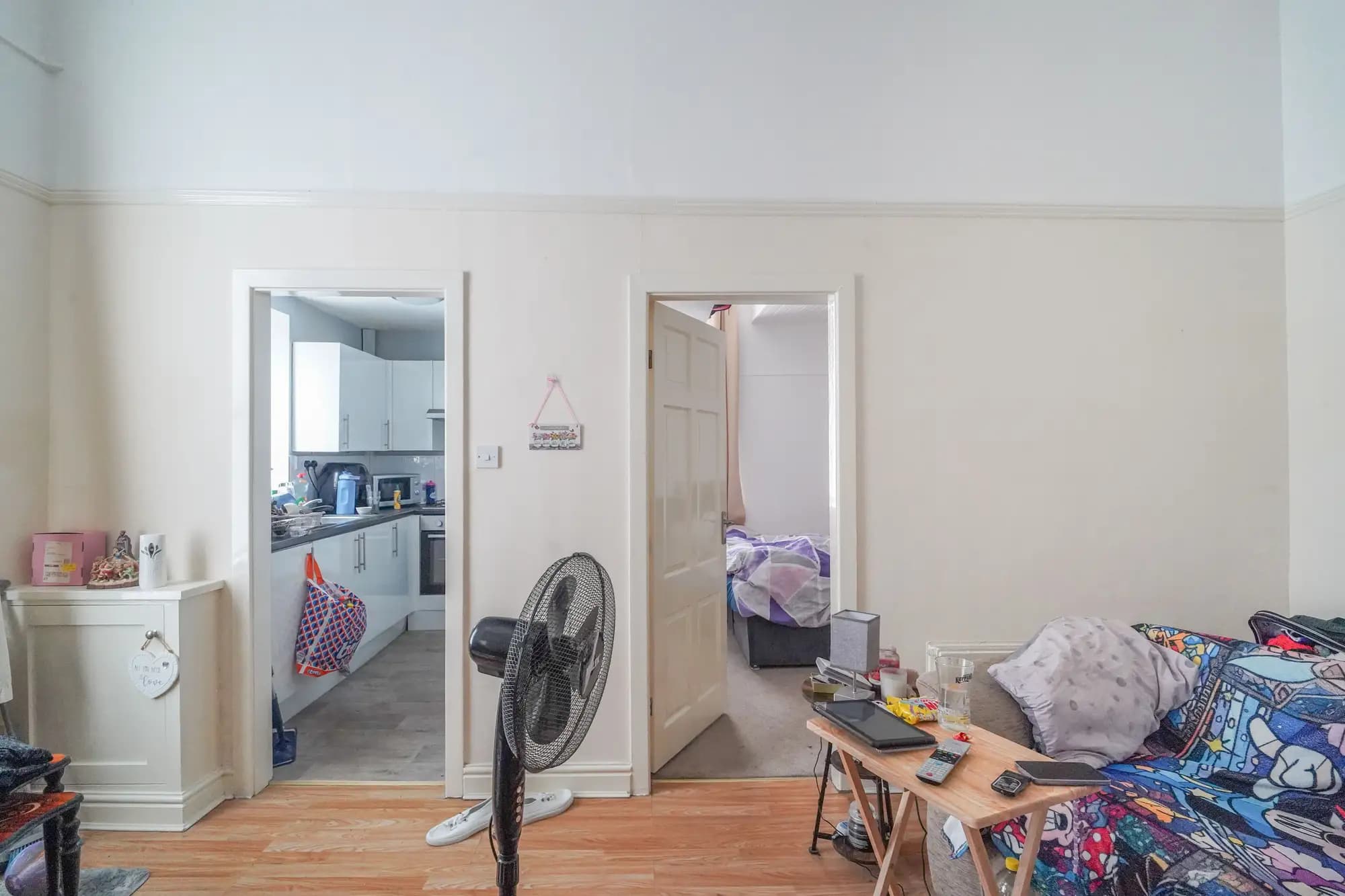 property photo 4 of 15