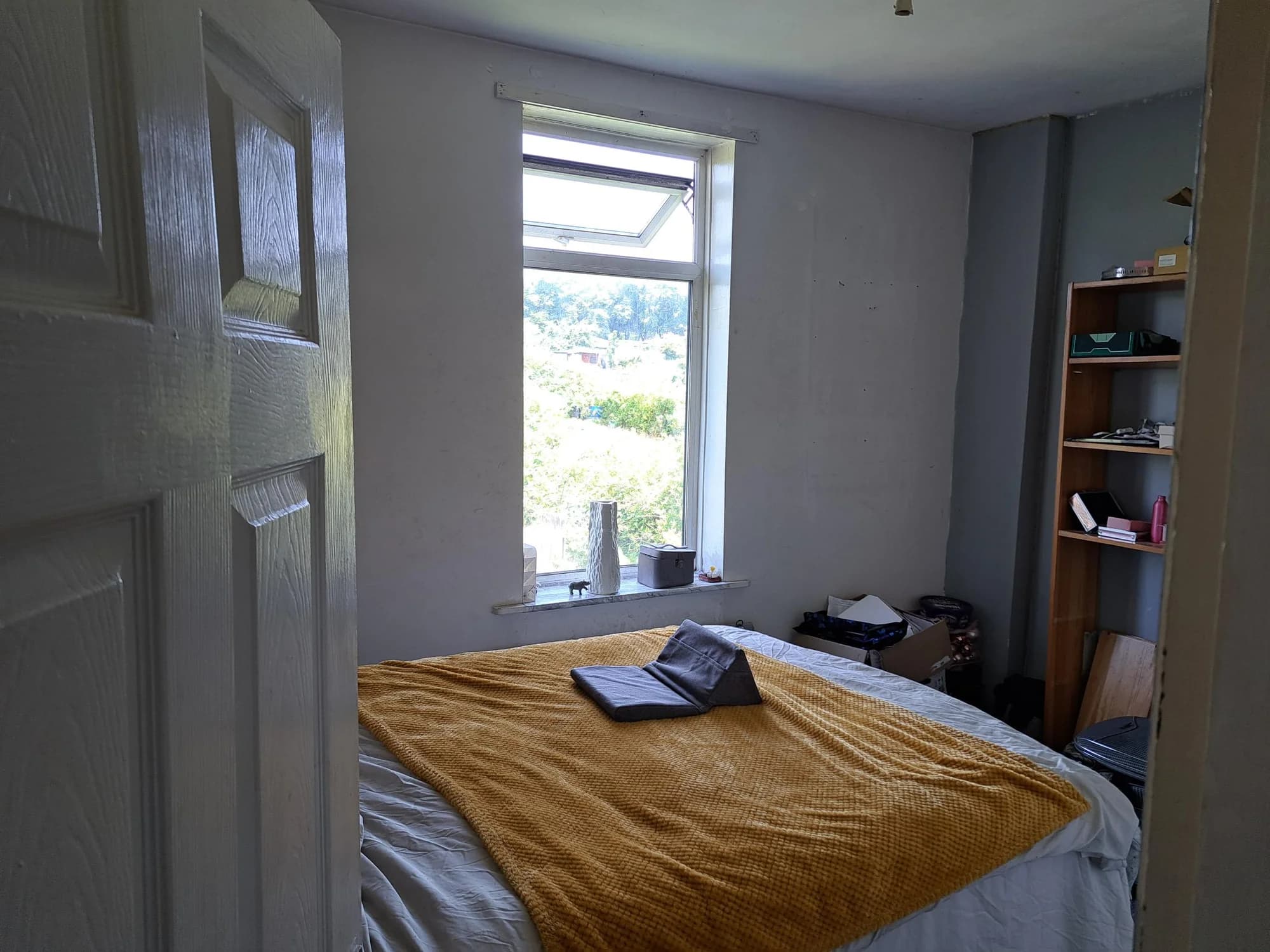 property photo 7 of 13