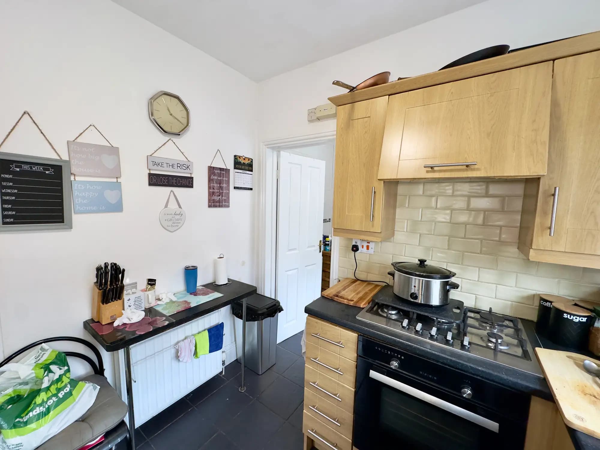 property photo 6 of 16