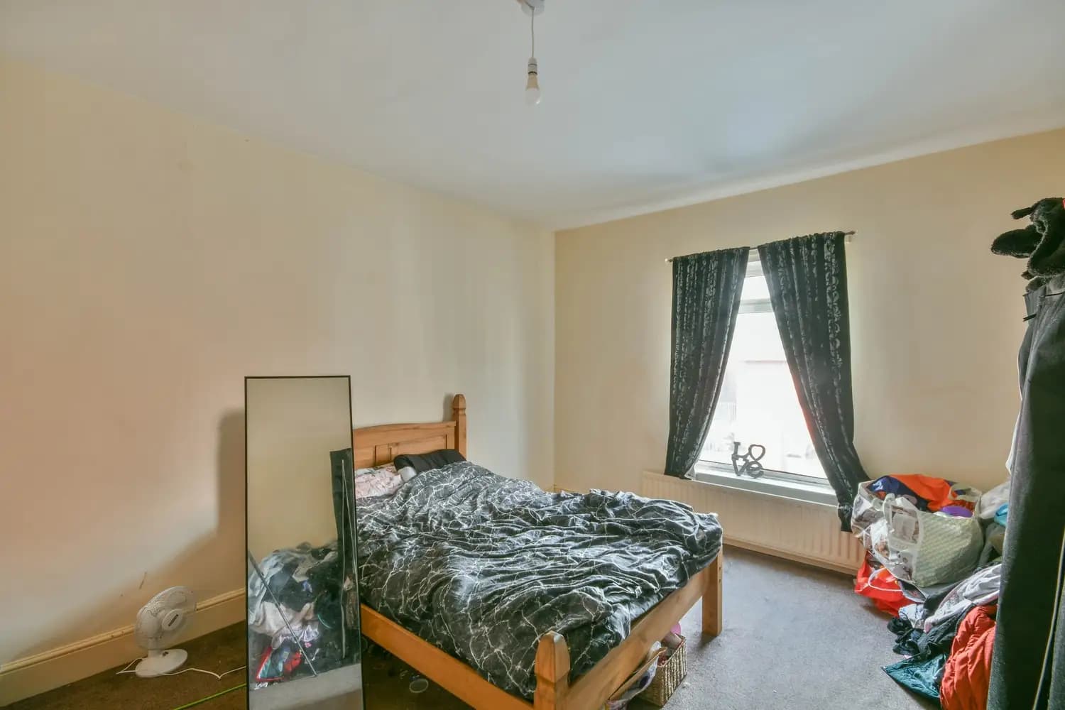property photo 10 of 23