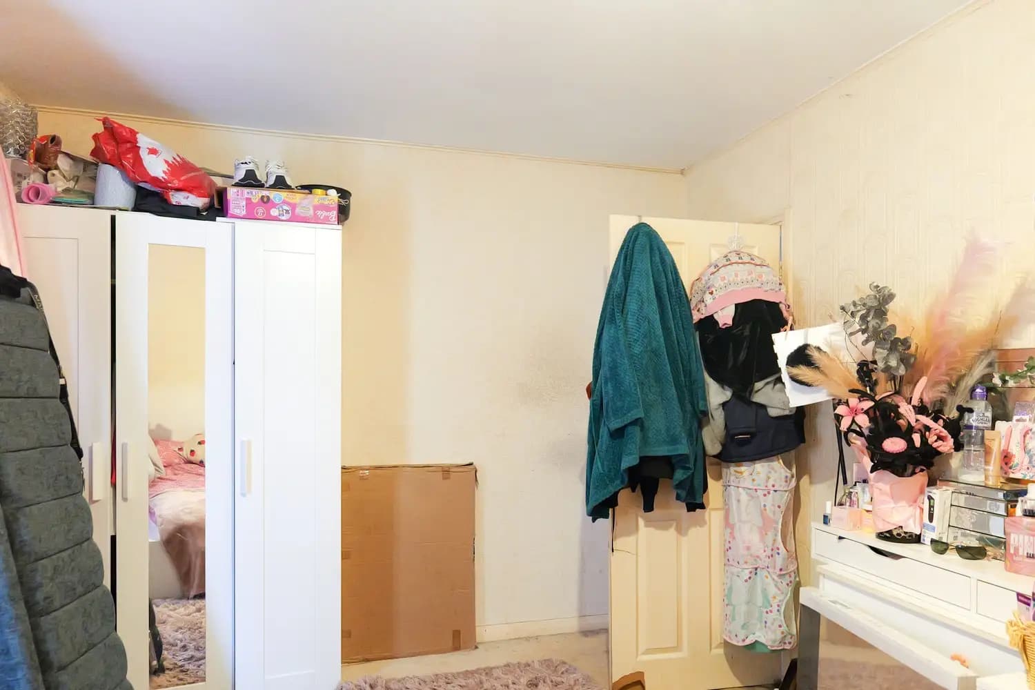 property photo 15 of 30