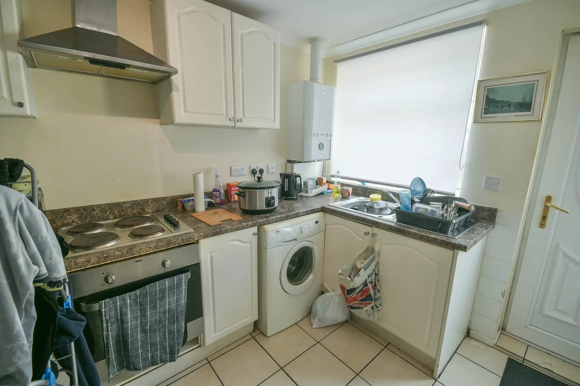 property photo 5 of 20