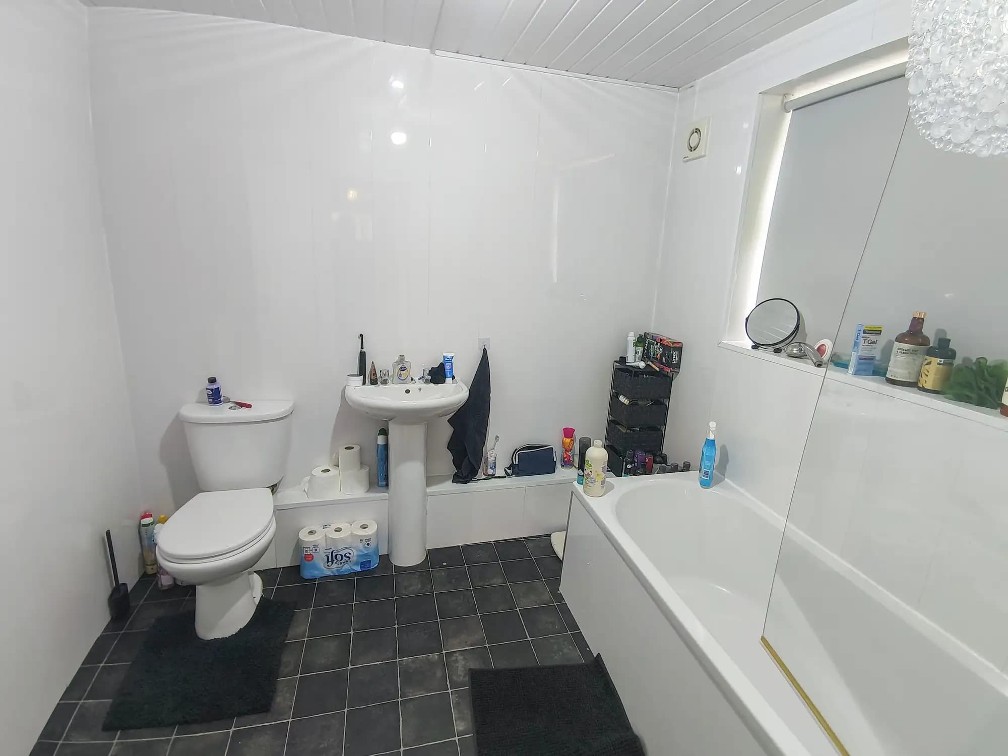 property photo 6 of 15