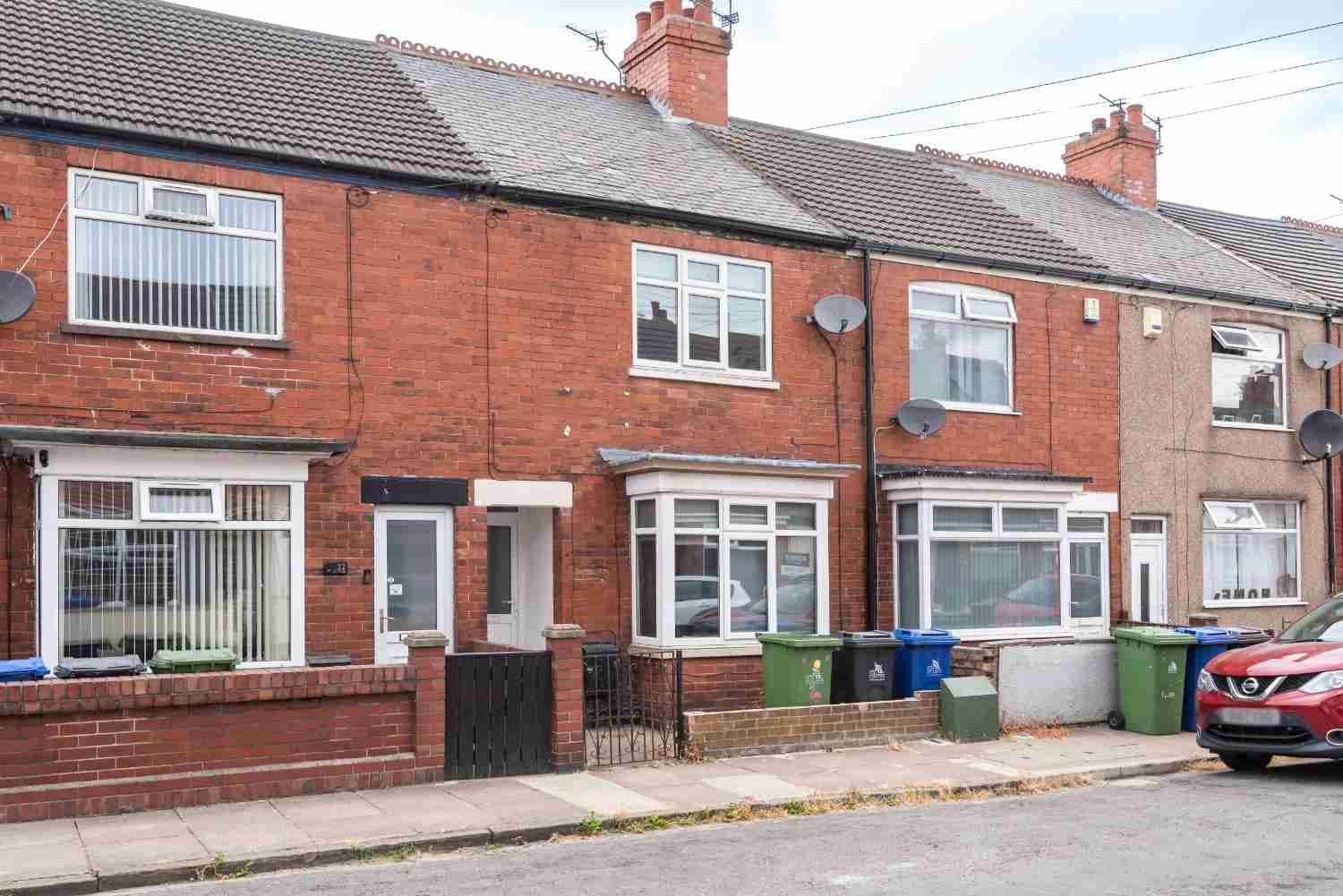 property photo 2 of 4
