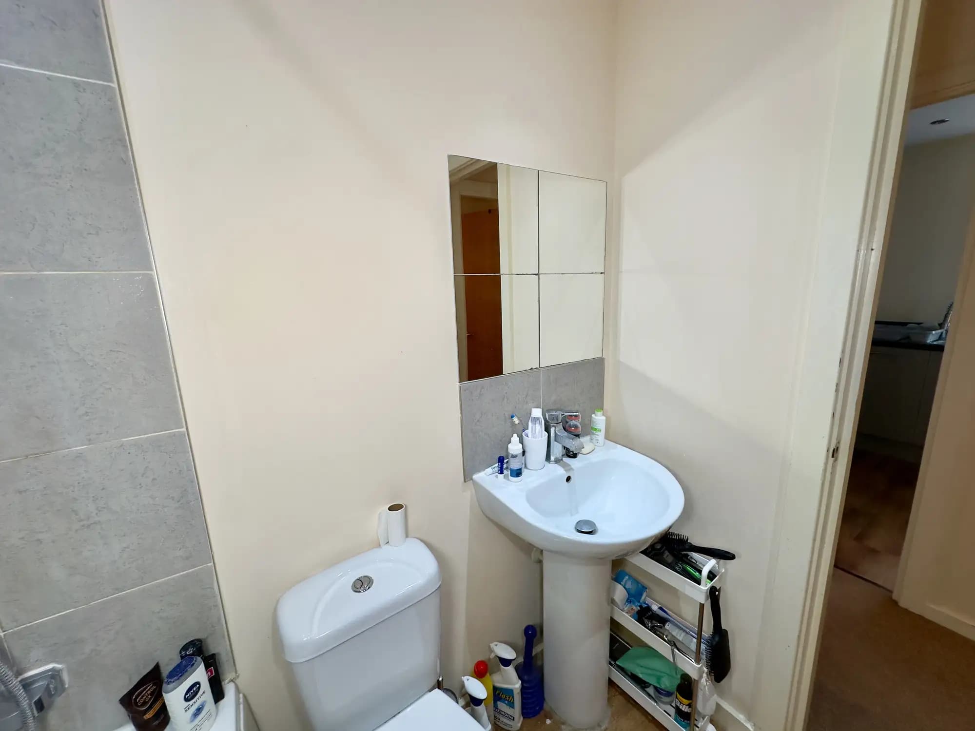 property photo 8 of 14