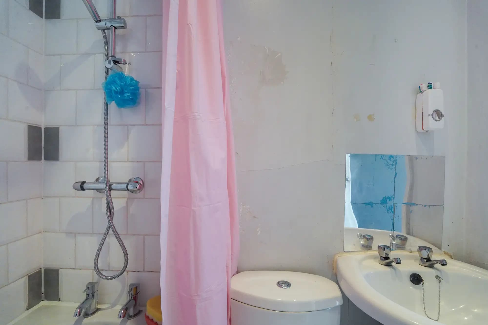 property photo 10 of 21
