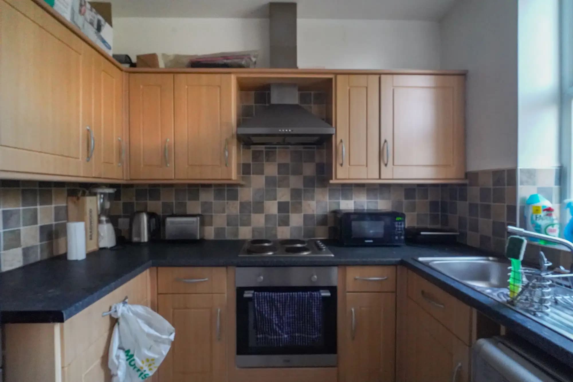property photo 5 of 24