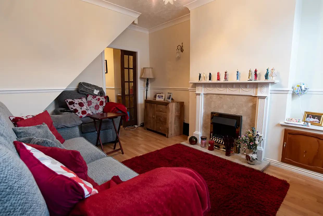 property photo 4 of 22
