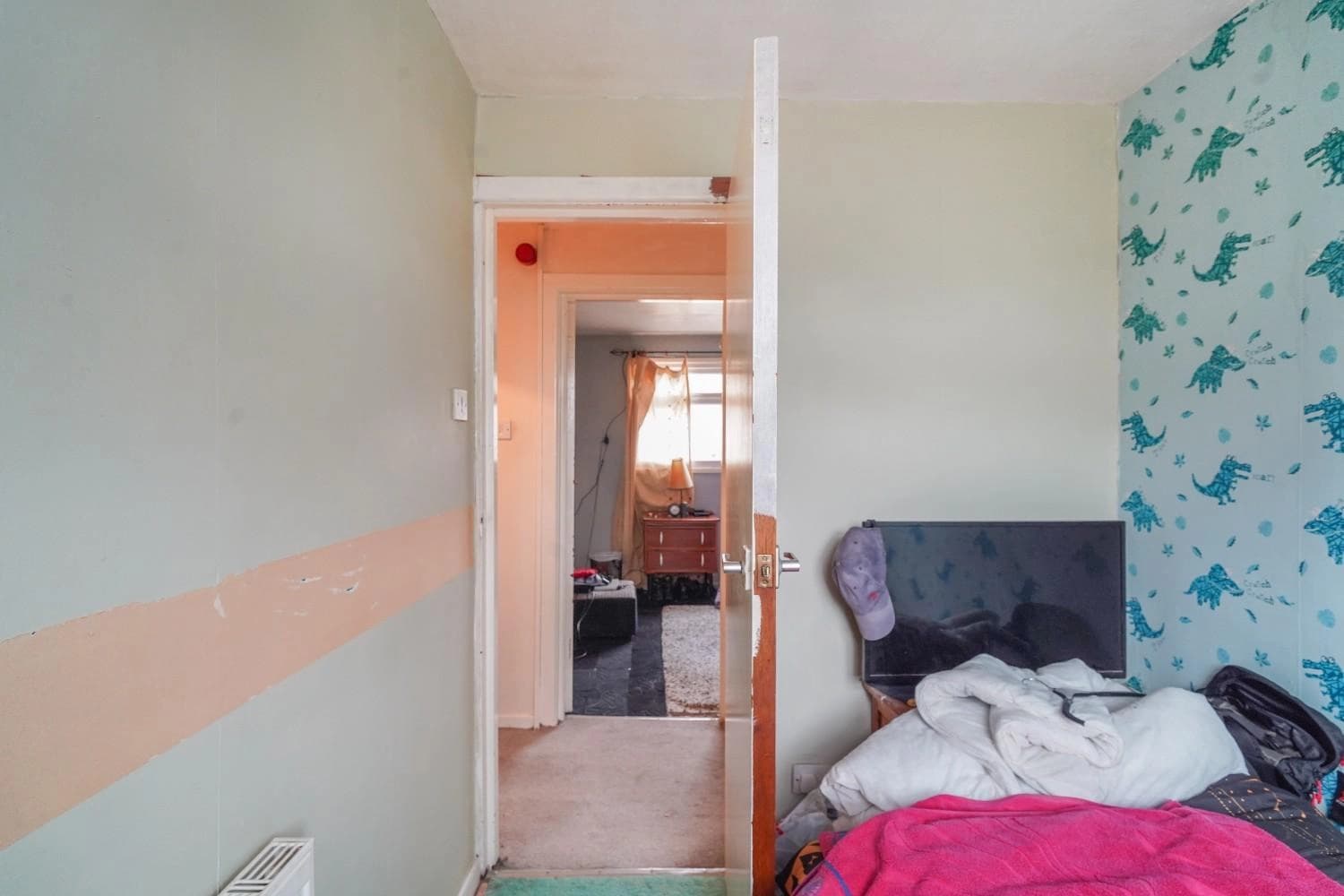 property photo 11 of 27