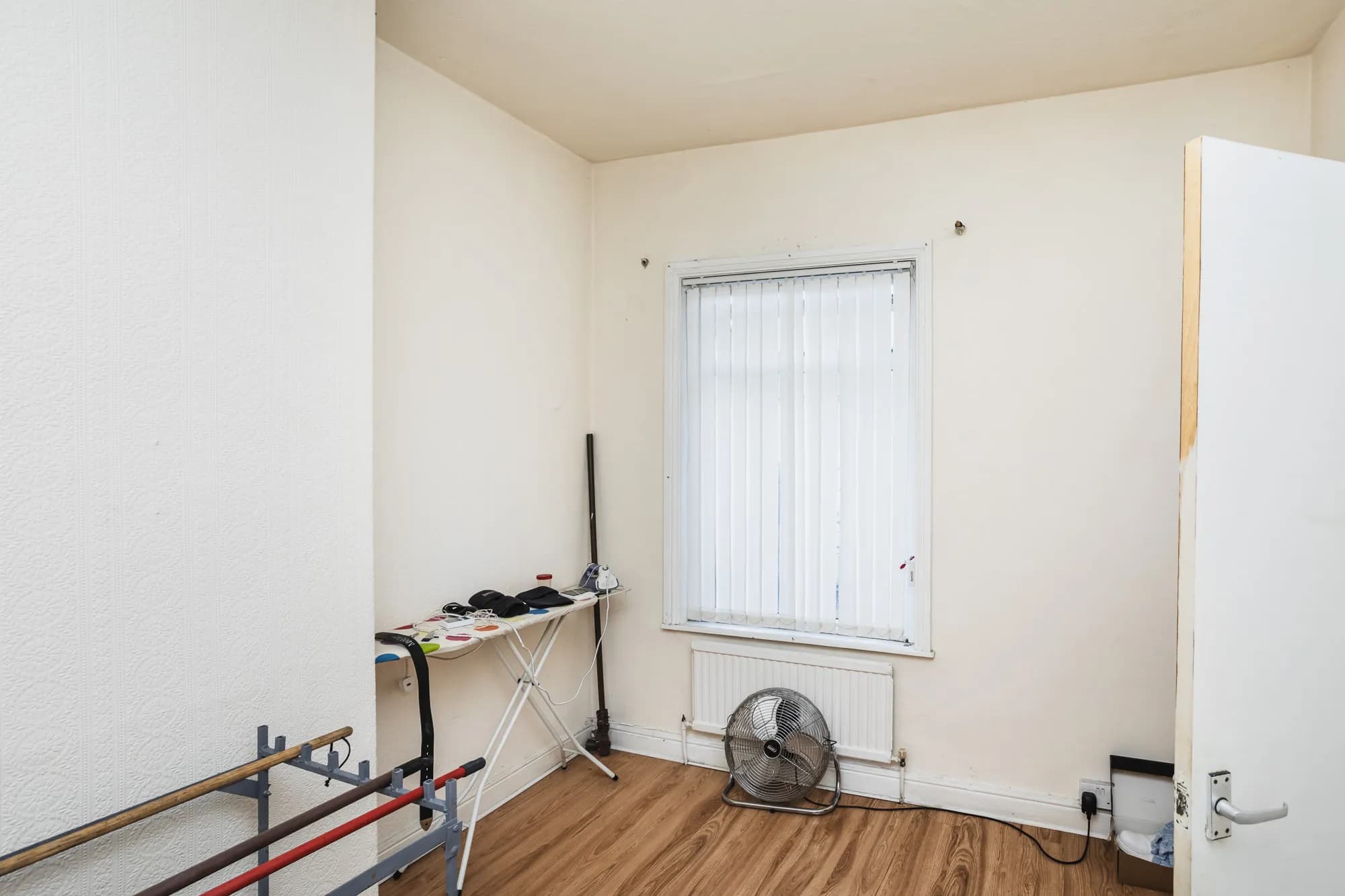 property photo 13 of 18