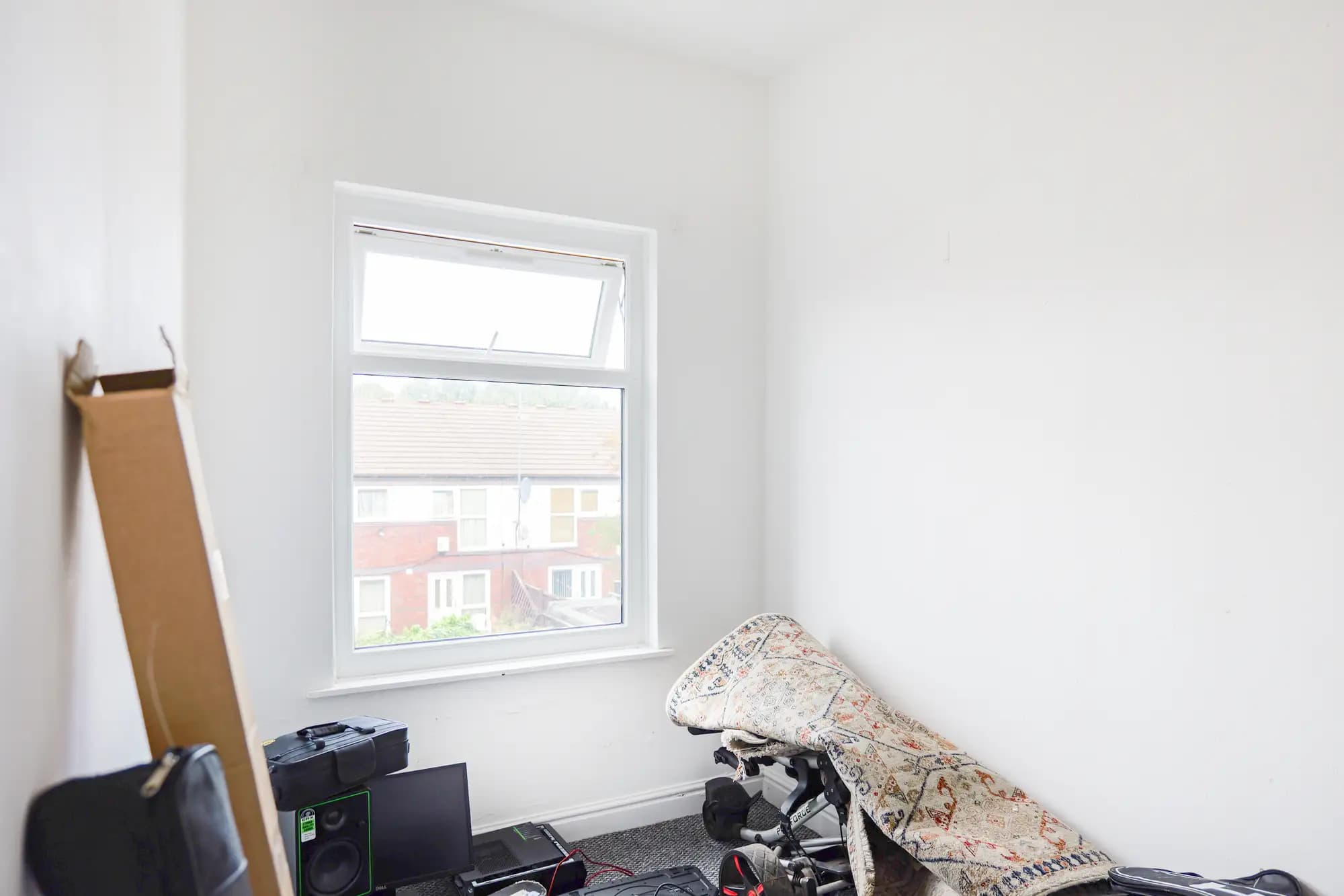 property photo 11 of 14