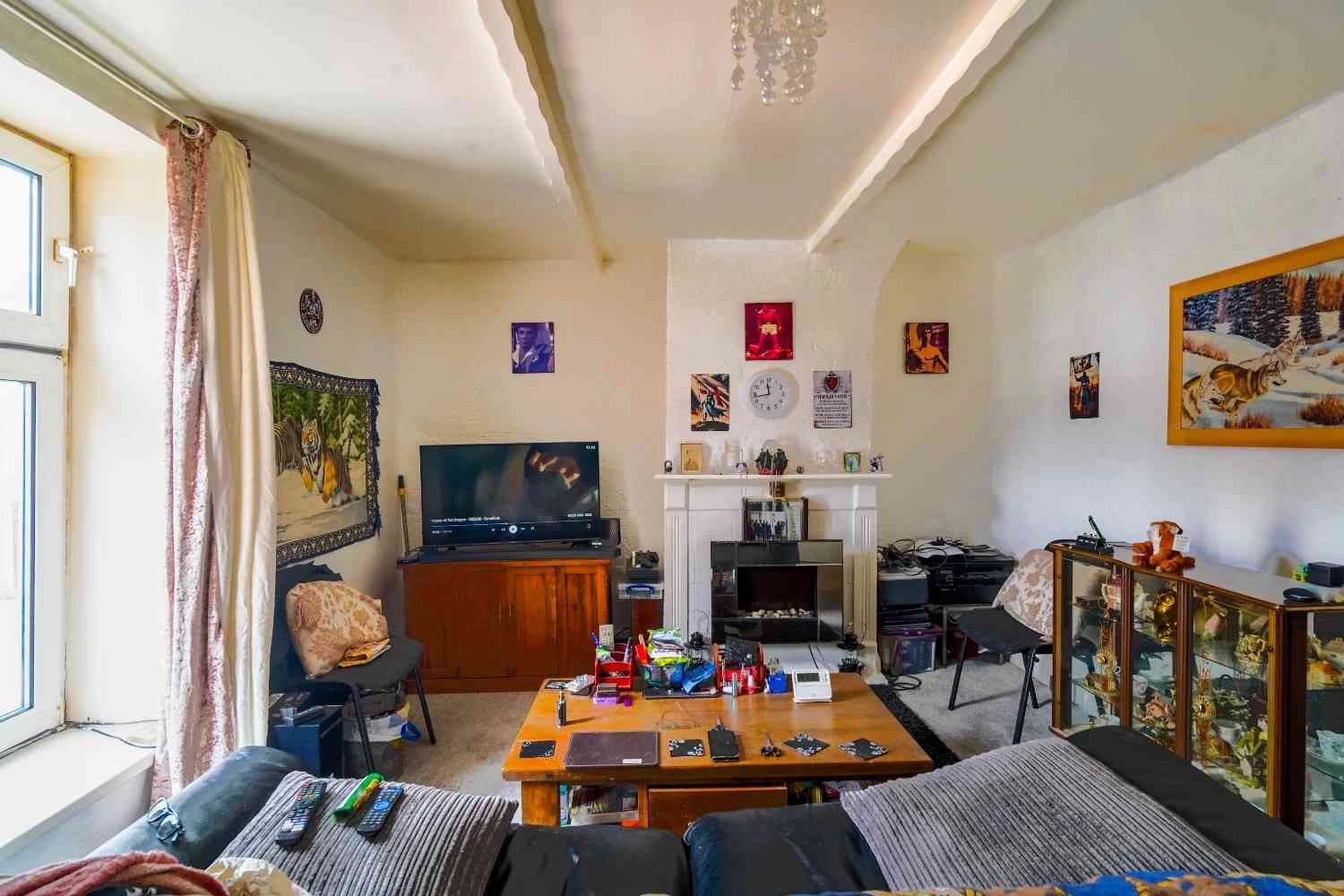 property photo 2 of 27