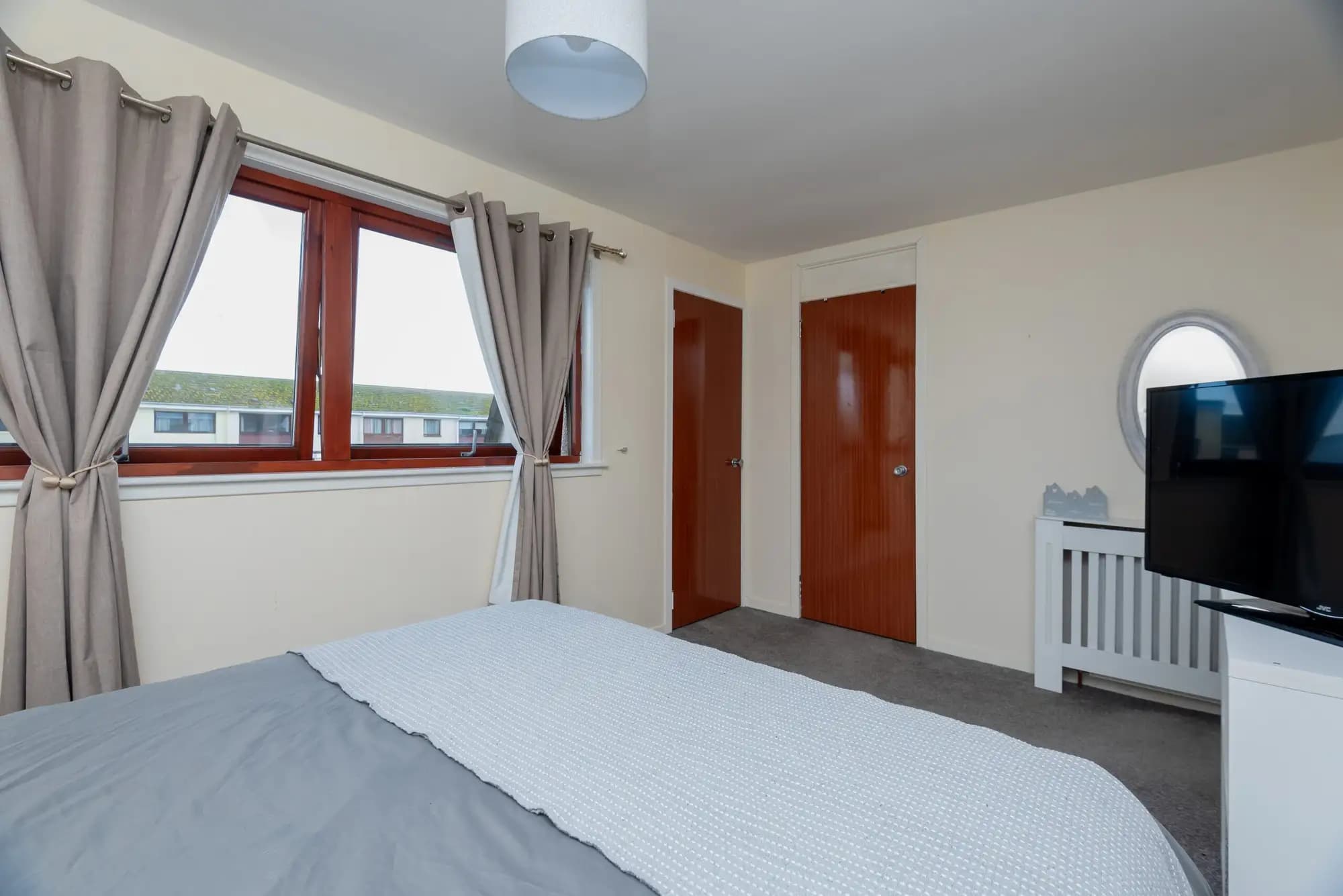 property photo 12 of 15