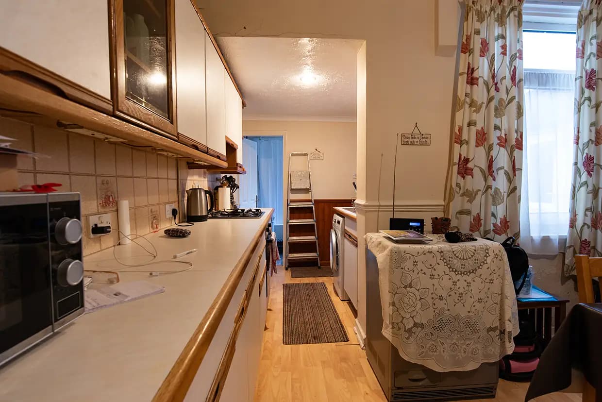 property photo 6 of 22