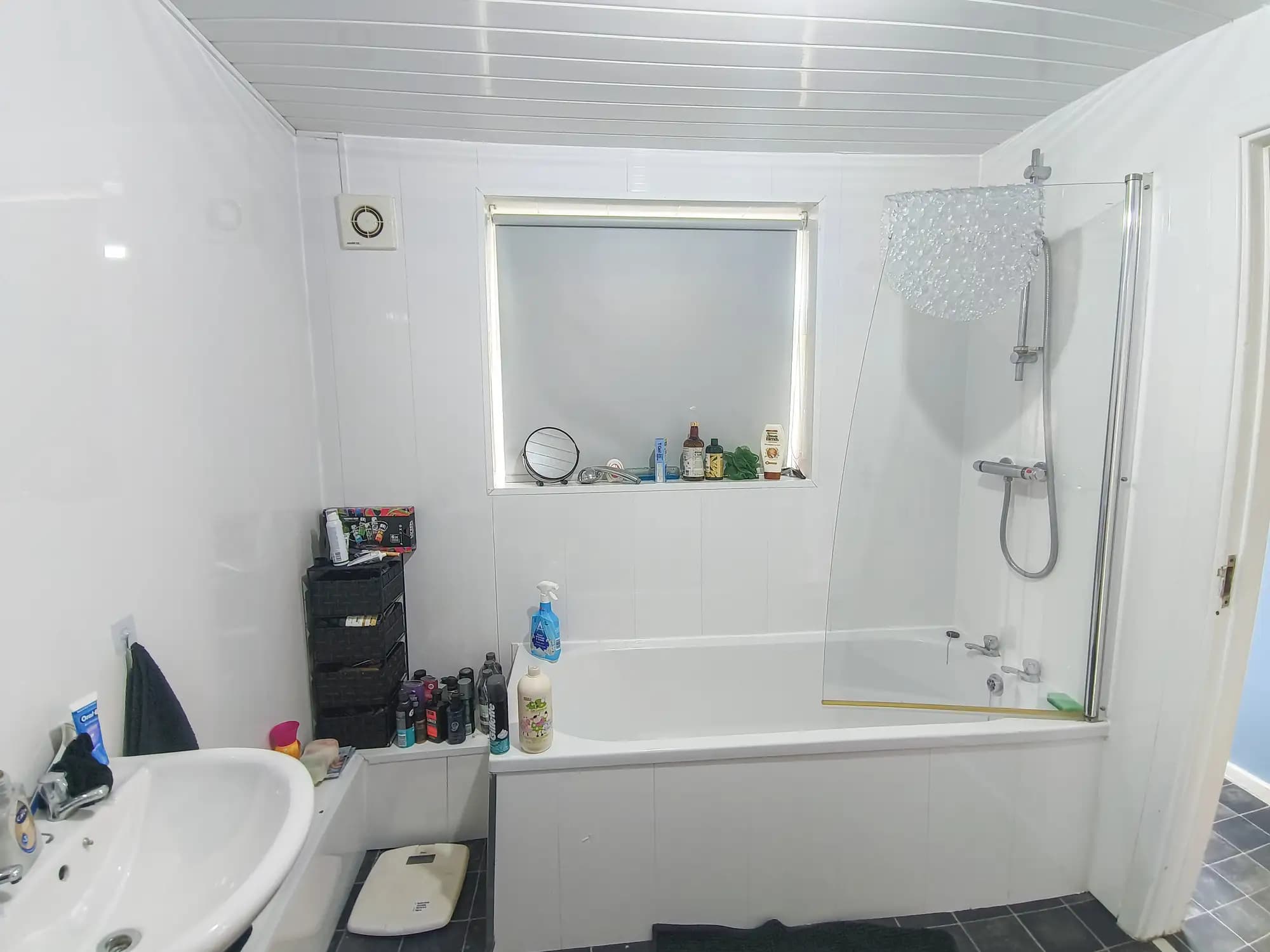 property photo 7 of 15