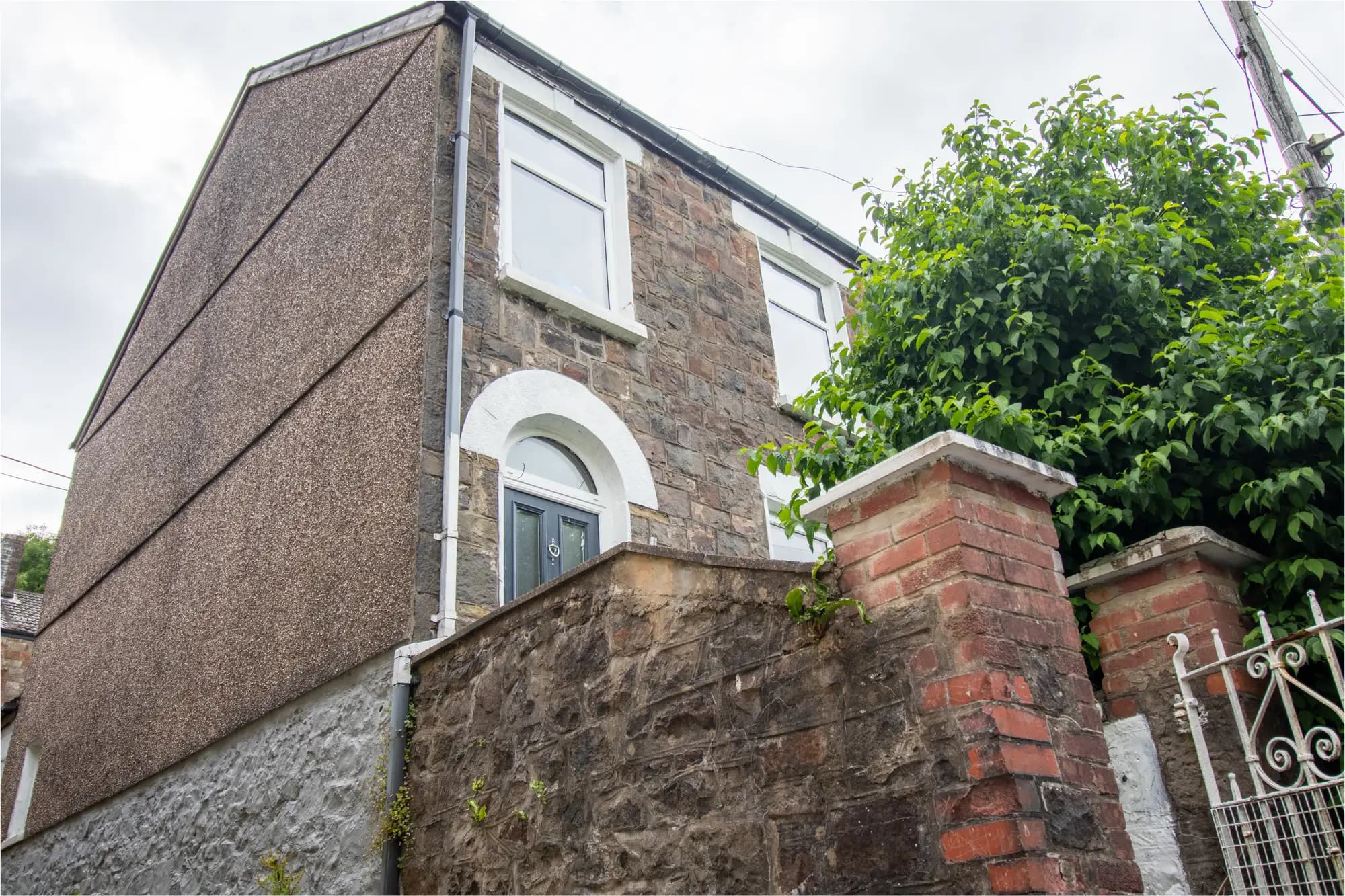 property photo 1 of 28
