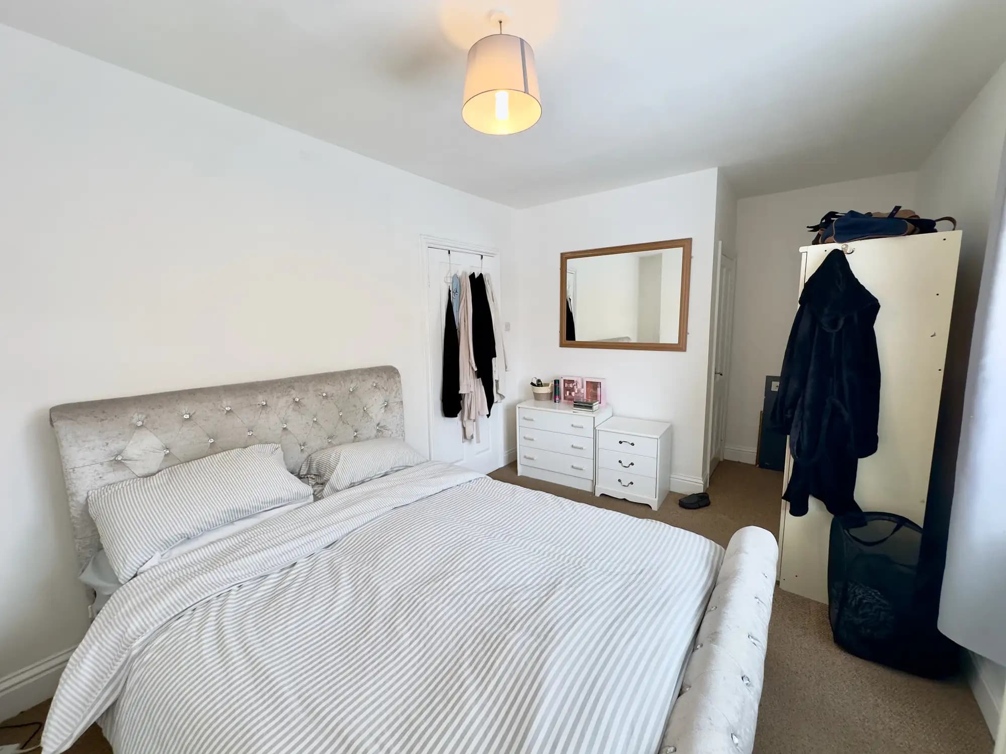 property photo 10 of 16