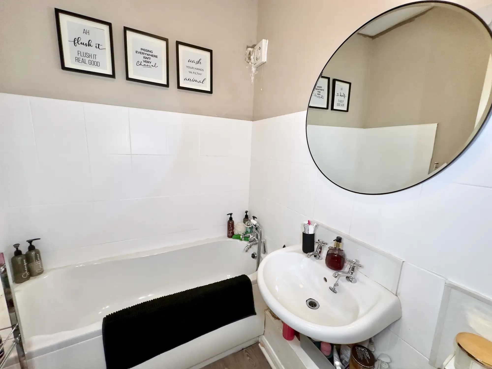 property photo 6 of 14