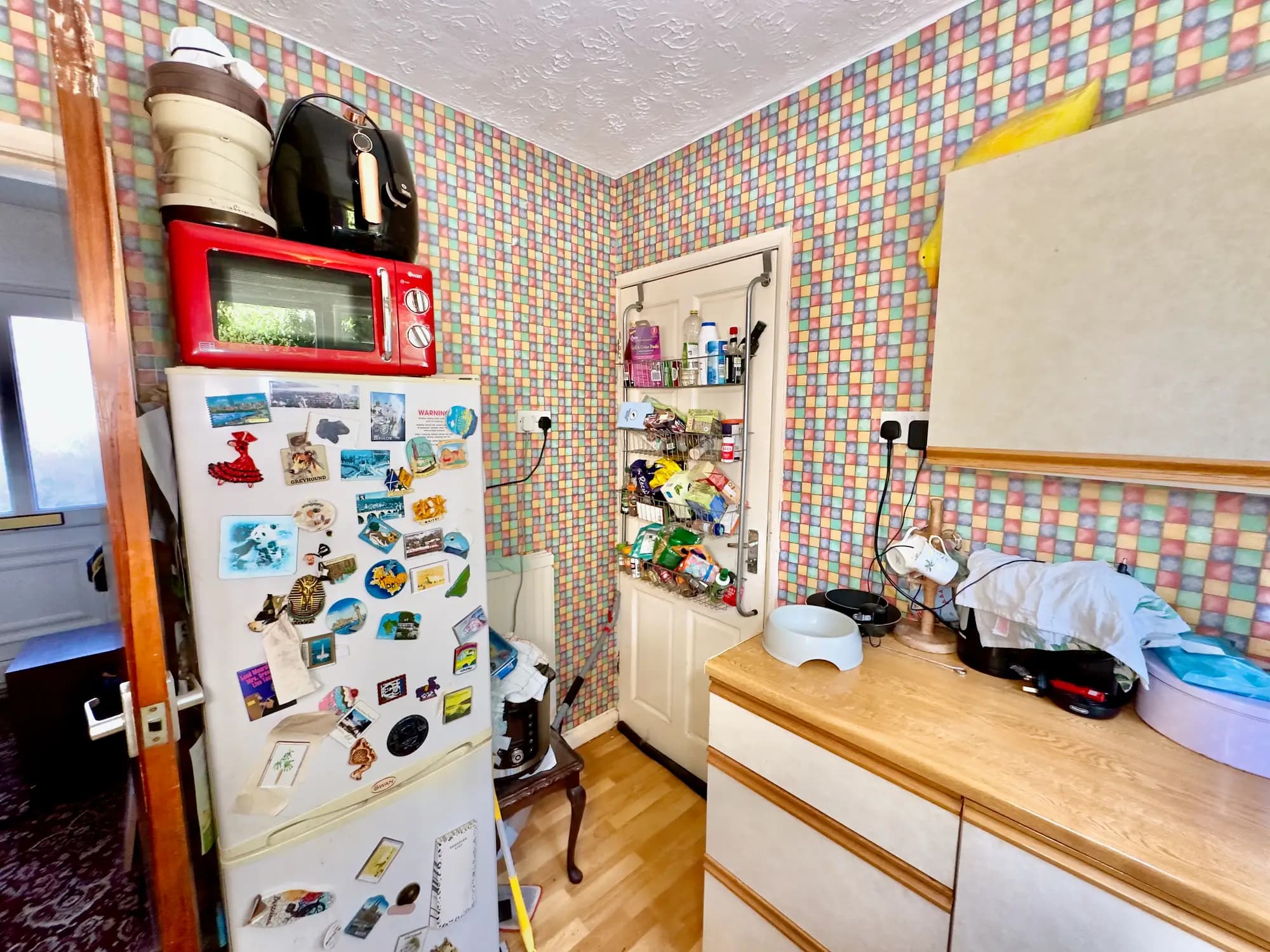 property photo 5 of 25