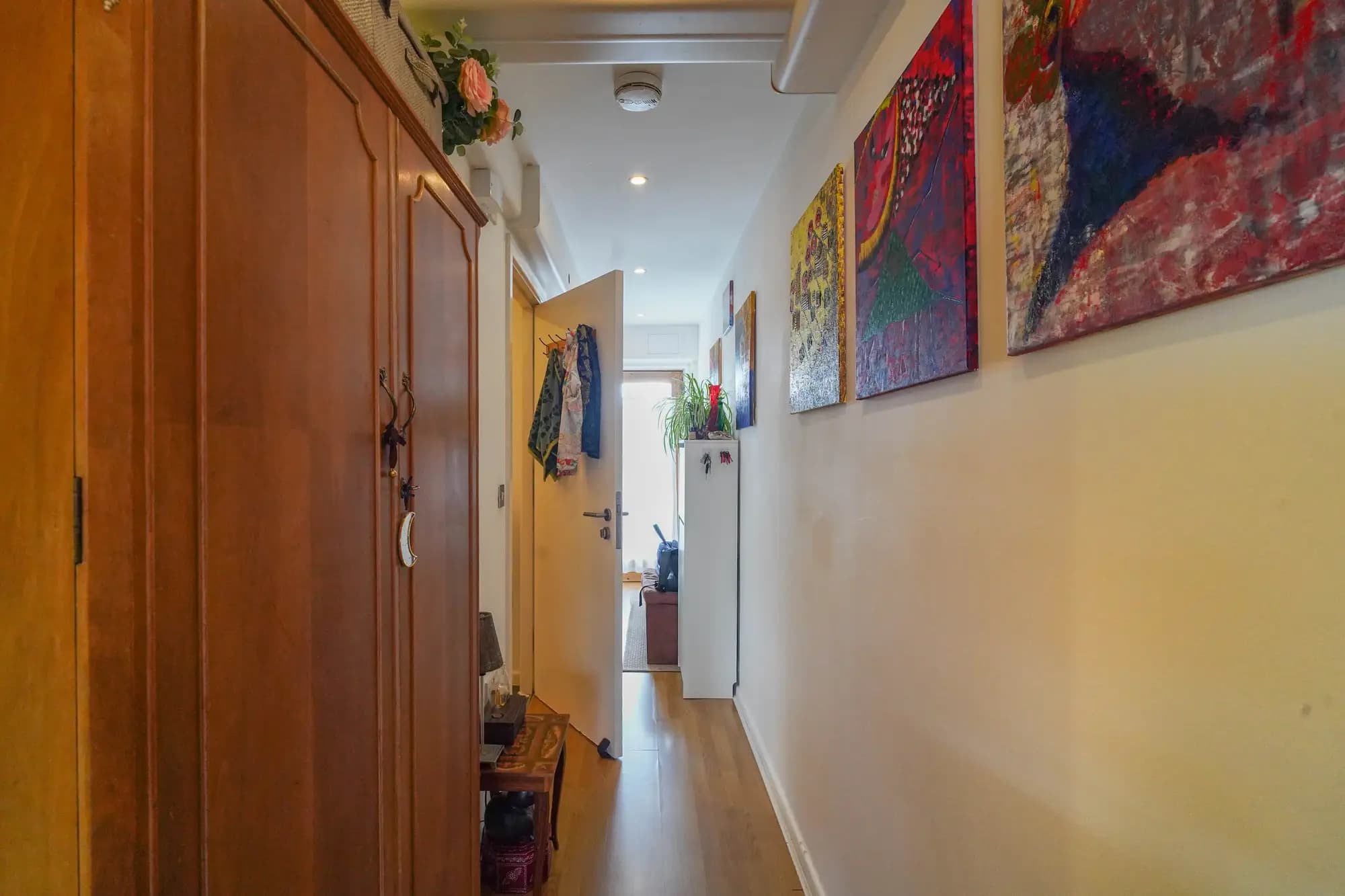 property photo 17 of 29