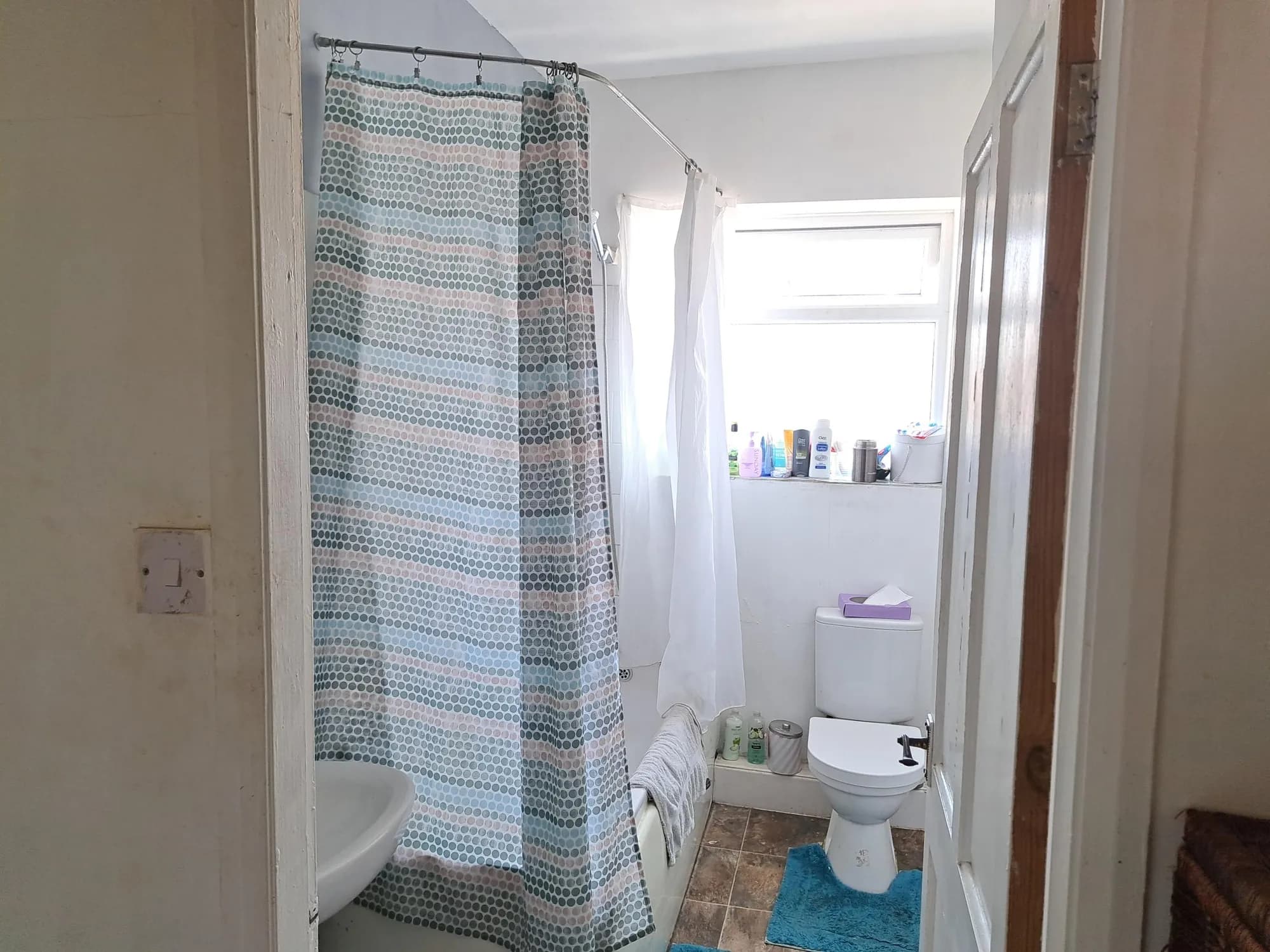 property photo 4 of 13