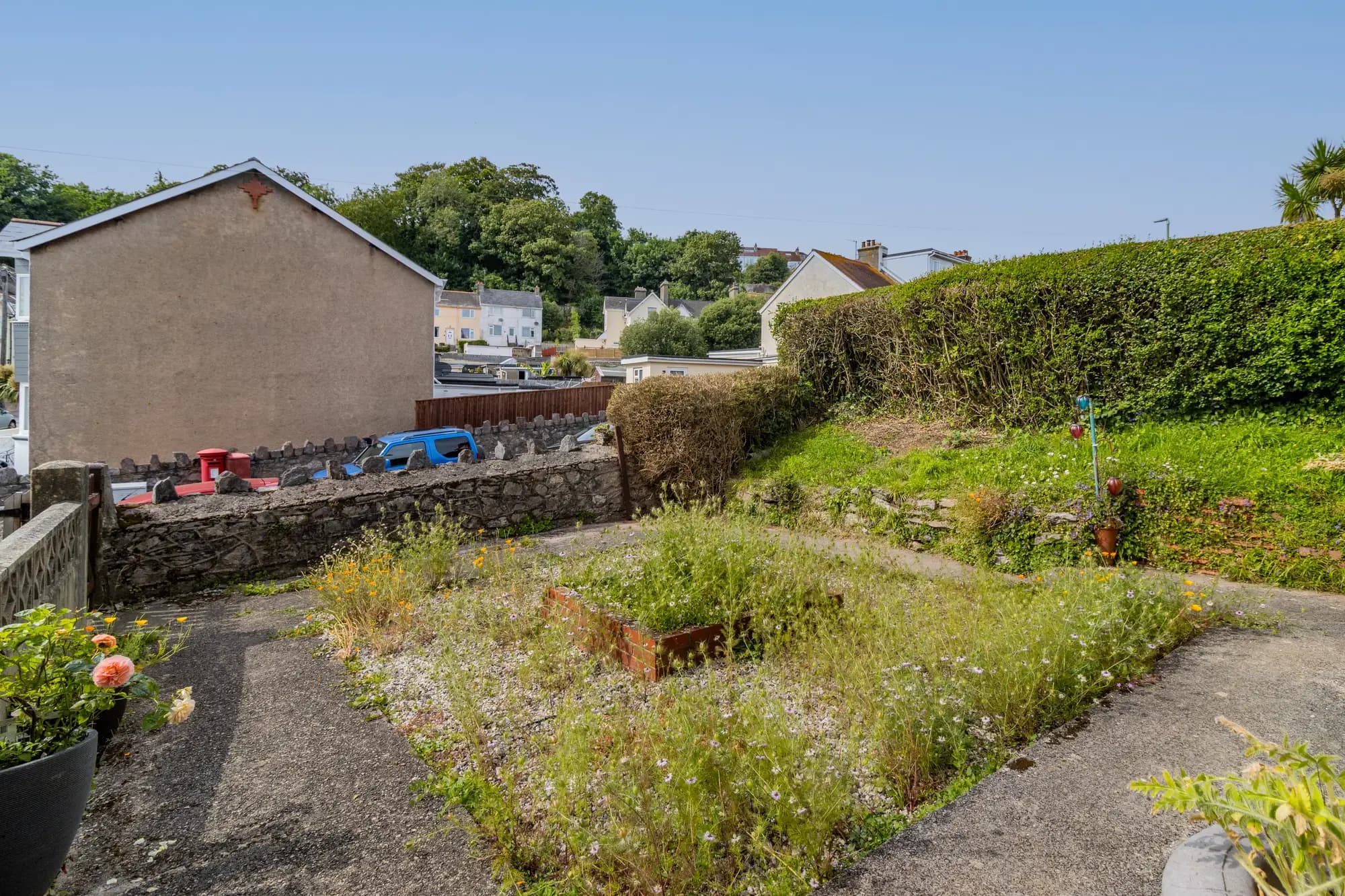 property photo 6 of 6