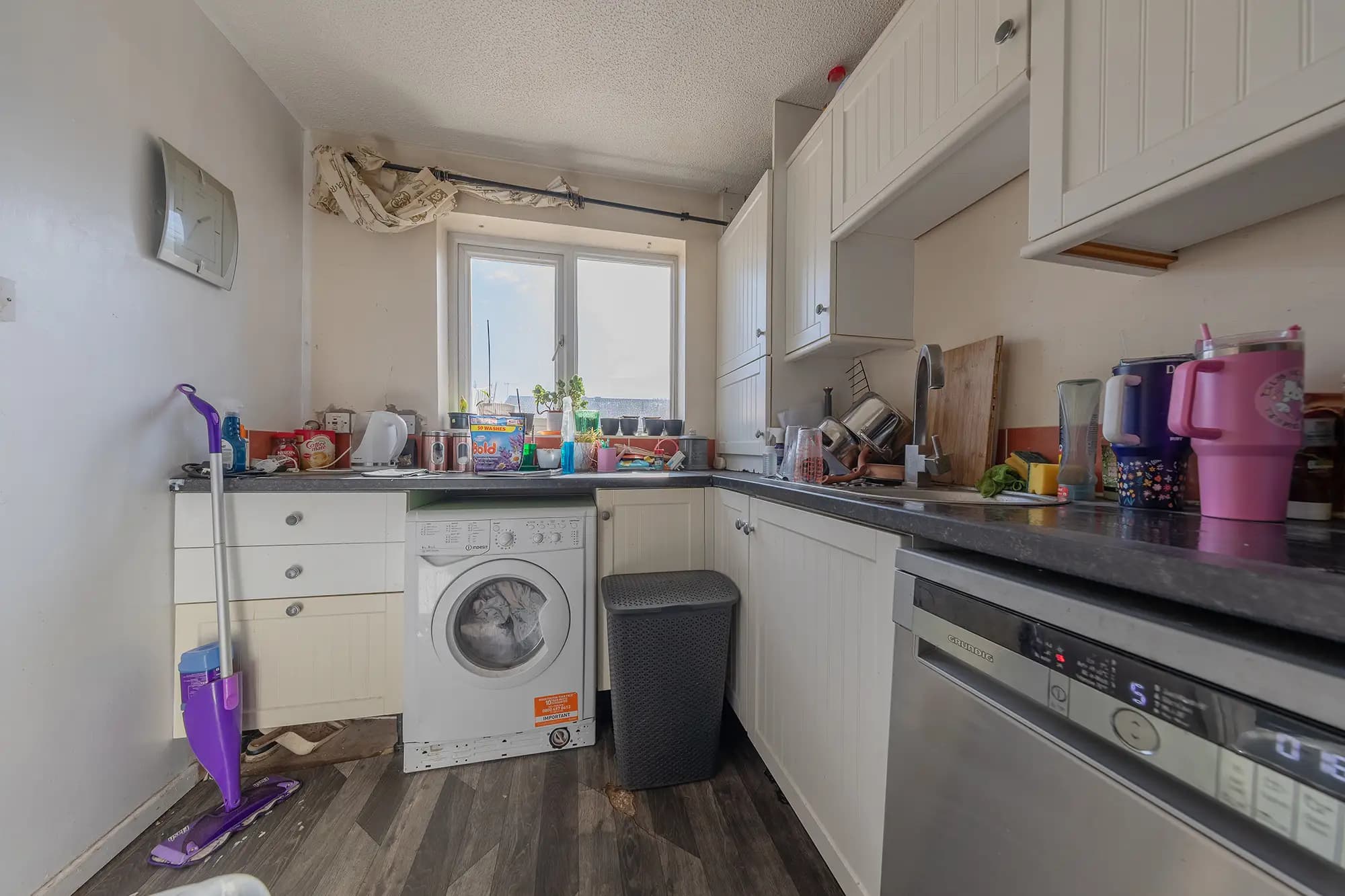 property photo 6 of 25